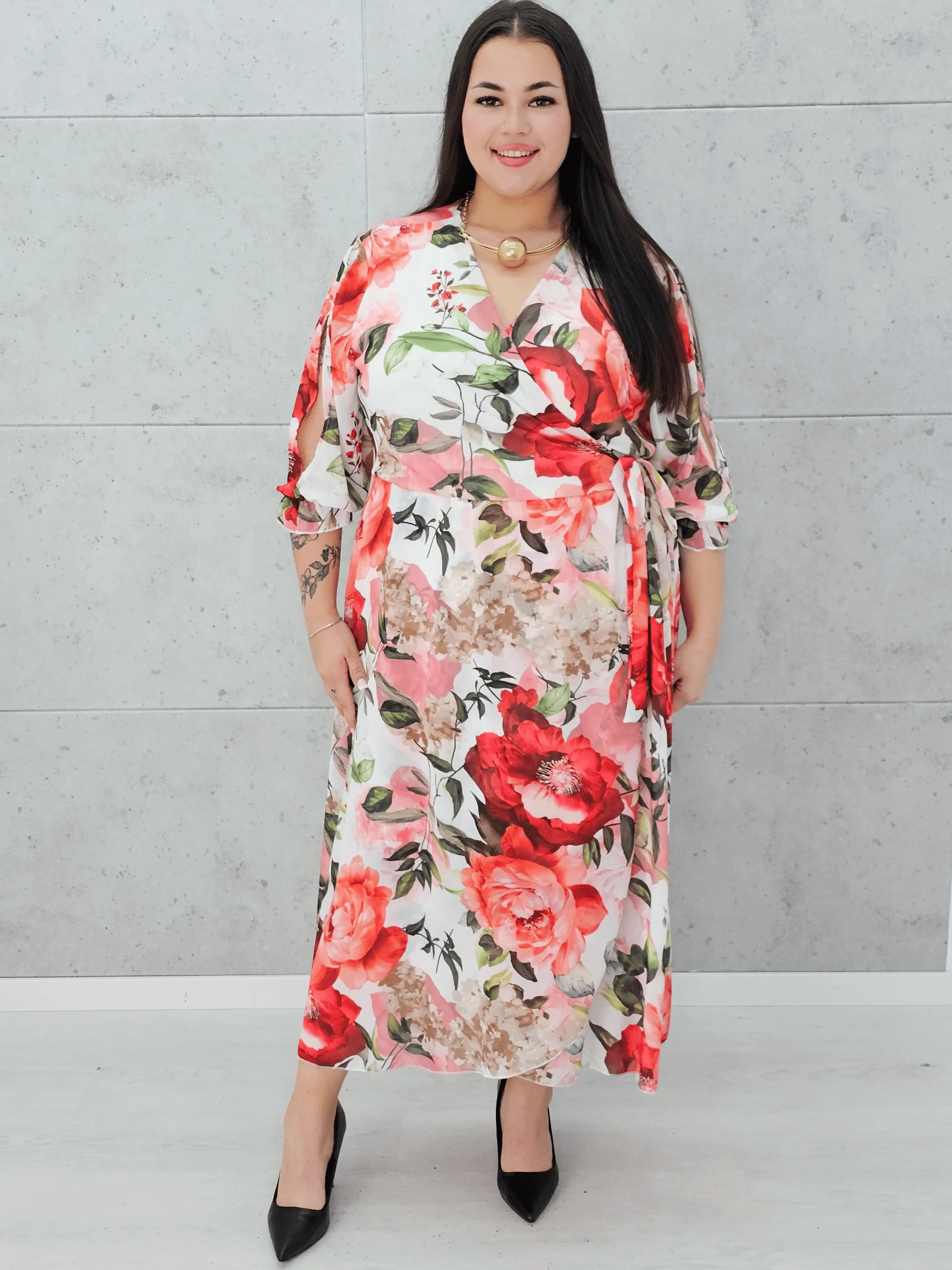 Sukienka kopertowa w kwiaty Stylowa XL