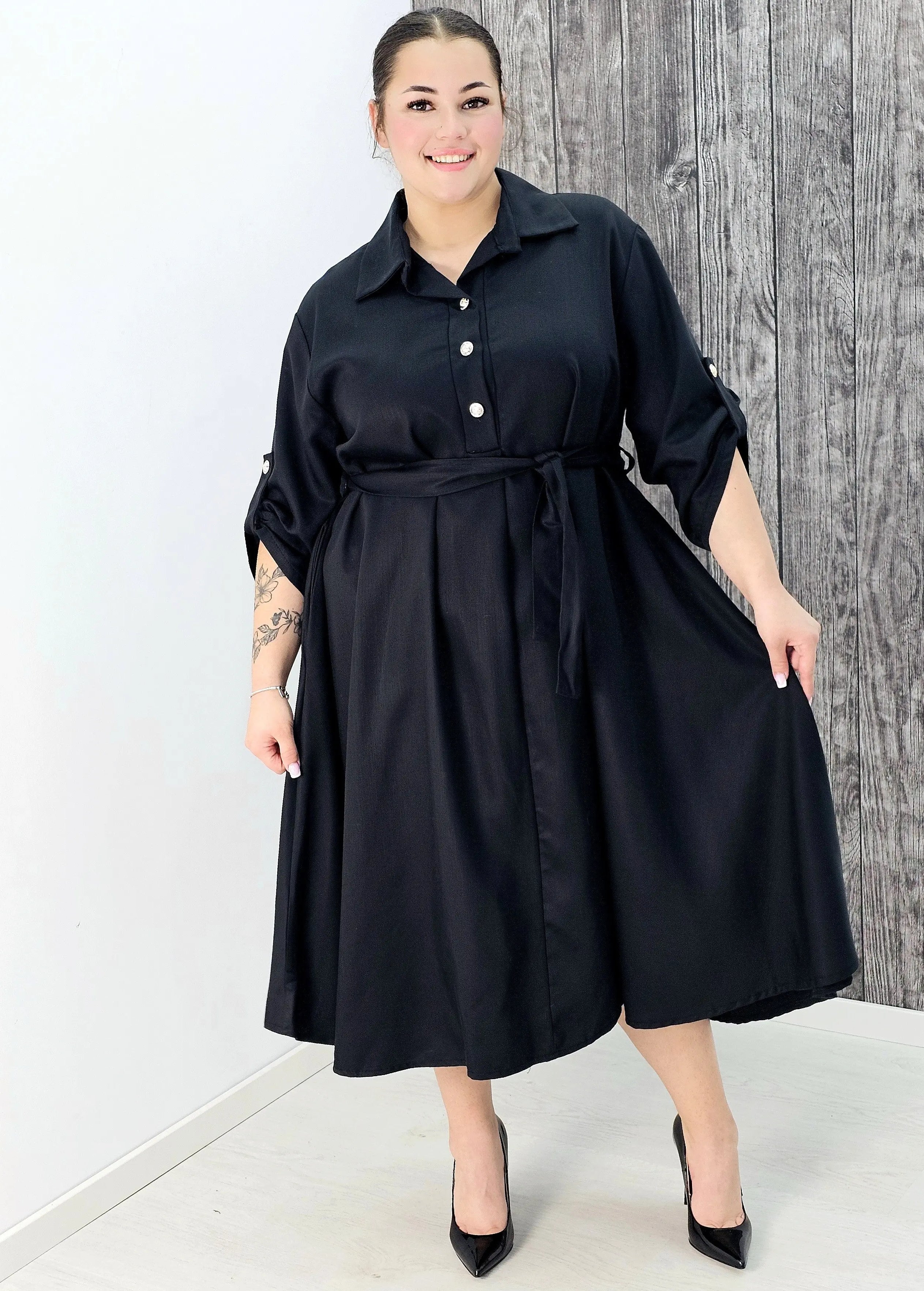 Sukienka koszulowa plus size – stylowa, wygodna i idealna na każdą okazję Stylowa XL