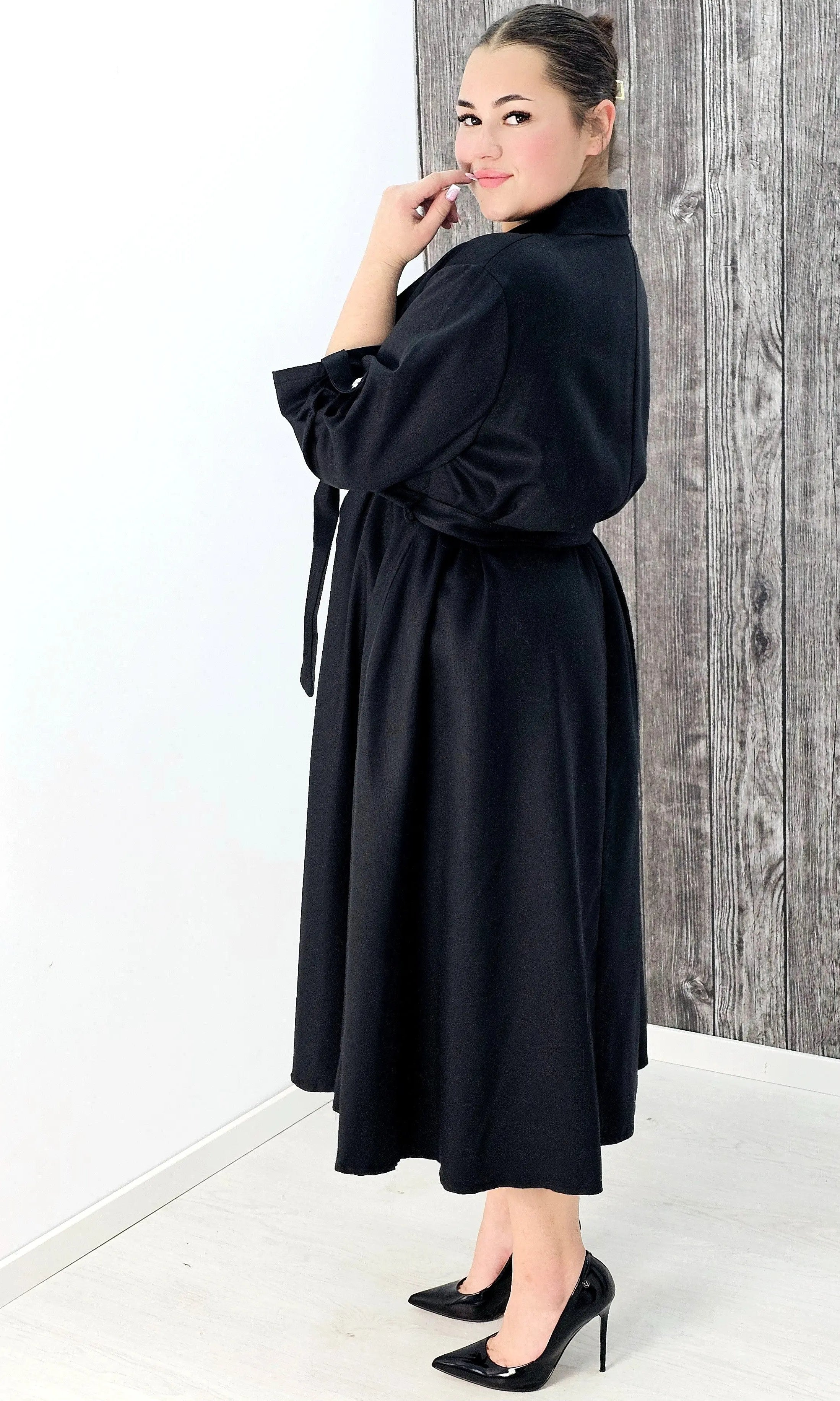 Sukienka koszulowa plus size – stylowa, wygodna i idealna na każdą okazję Stylowa XL