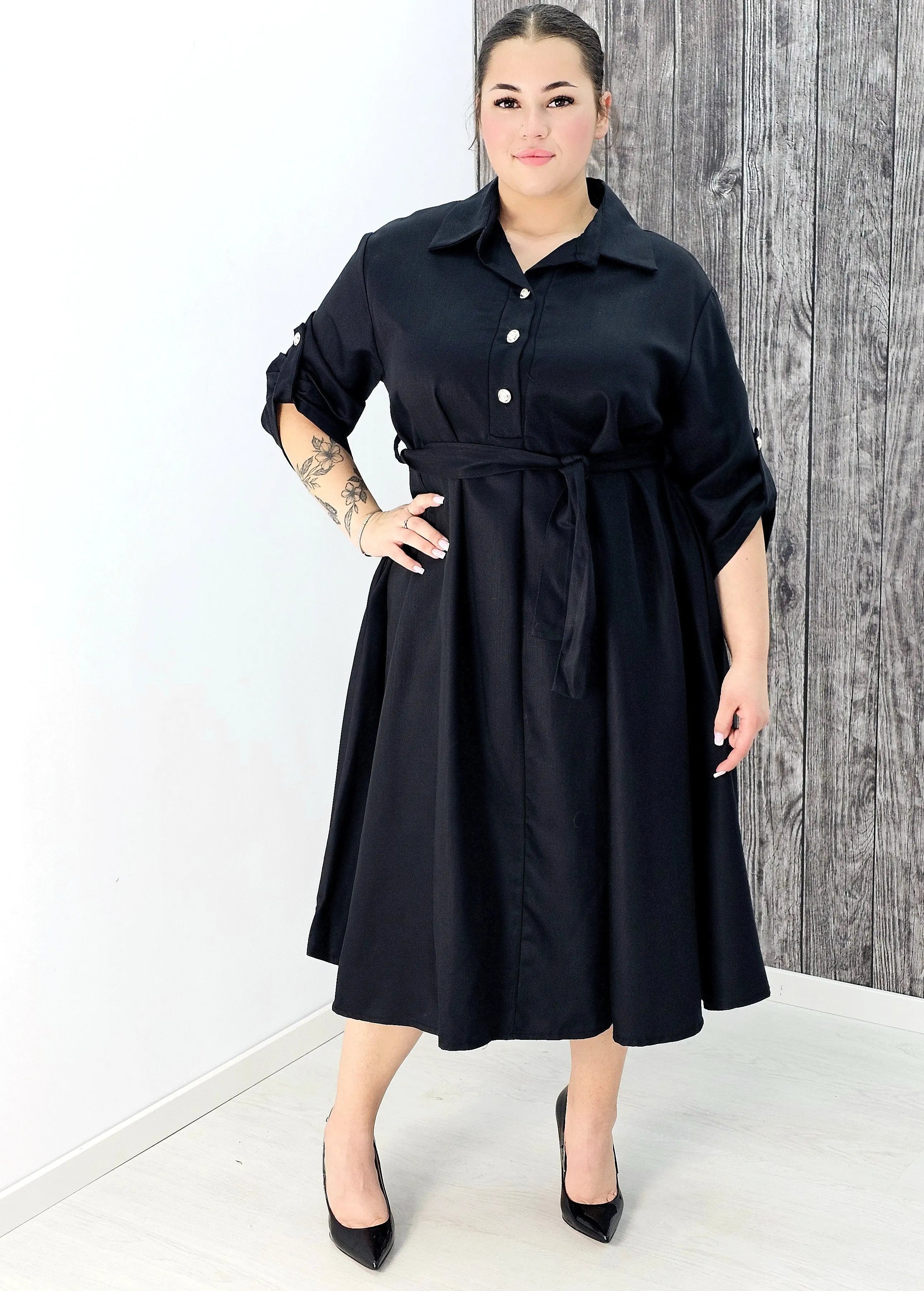 Sukienka koszulowa plus size – stylowa, wygodna i idealna na każdą okazję Stylowa XL