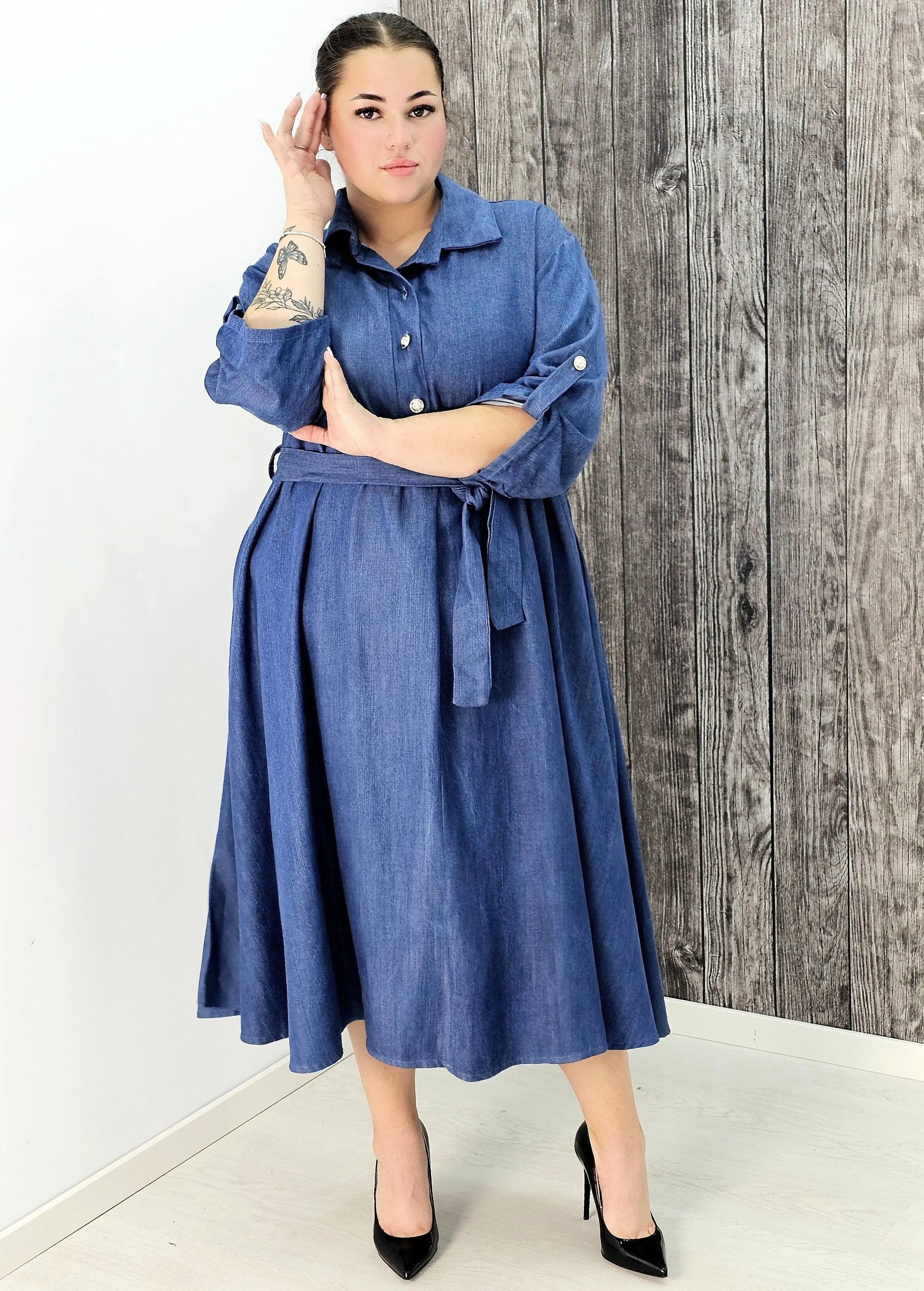 Sukienka koszulowa plus size – stylowa, wygodna i idealna na każdą okazję Stylowa XL