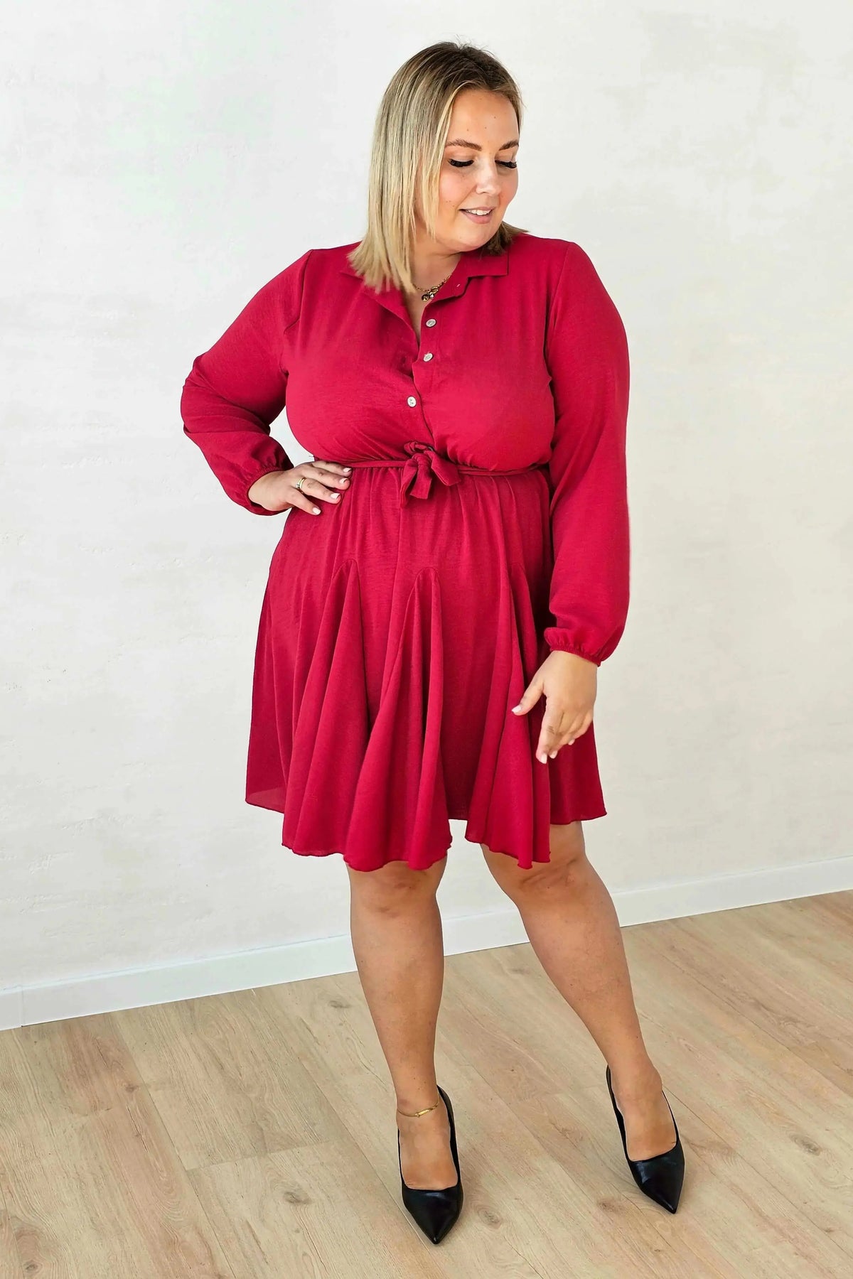 Sukienka koszulowa plus size z wiązaniem w talii Stylowa XL