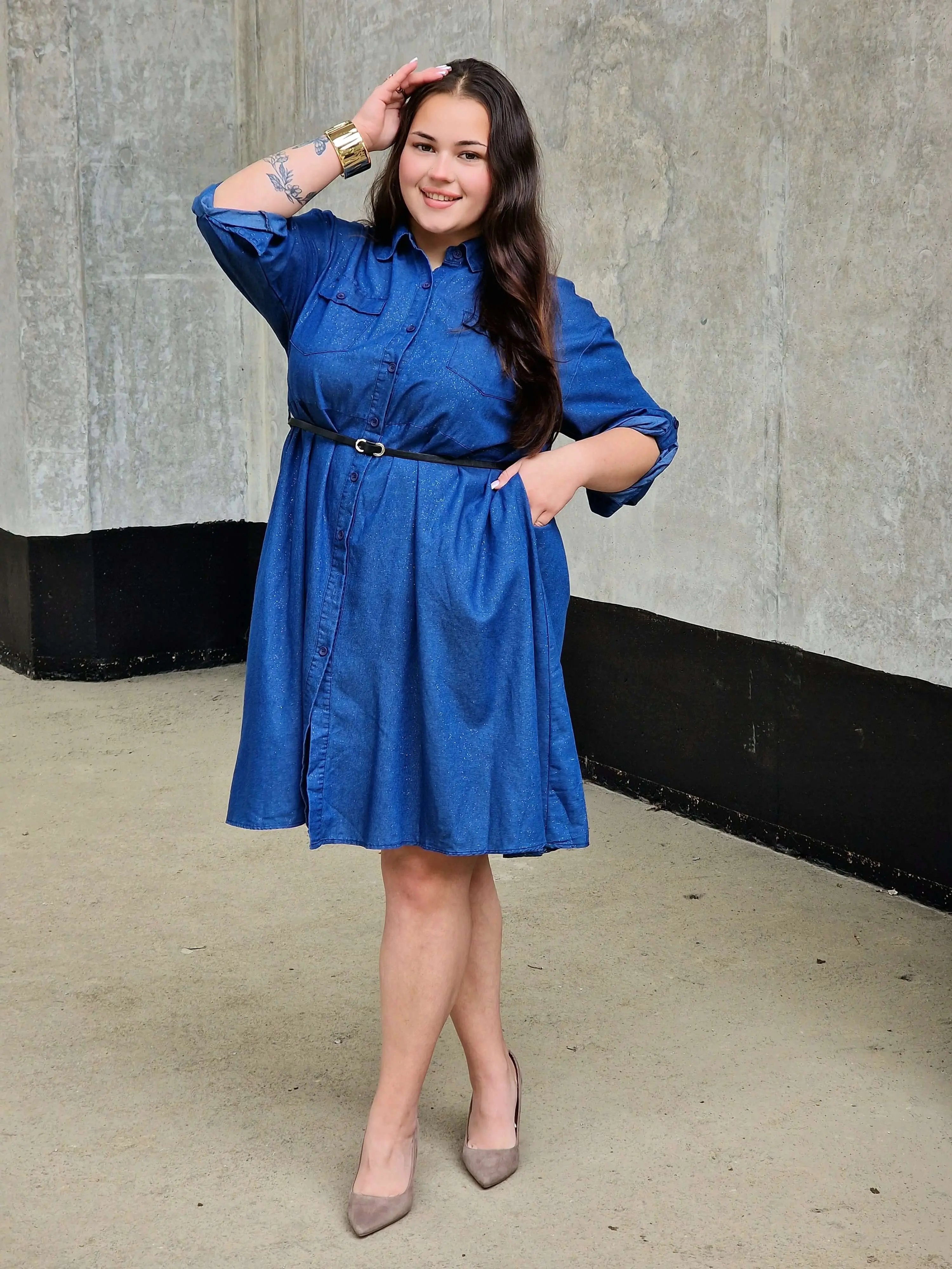 Sukienka koszulowa z połyskiem Stylowa XL