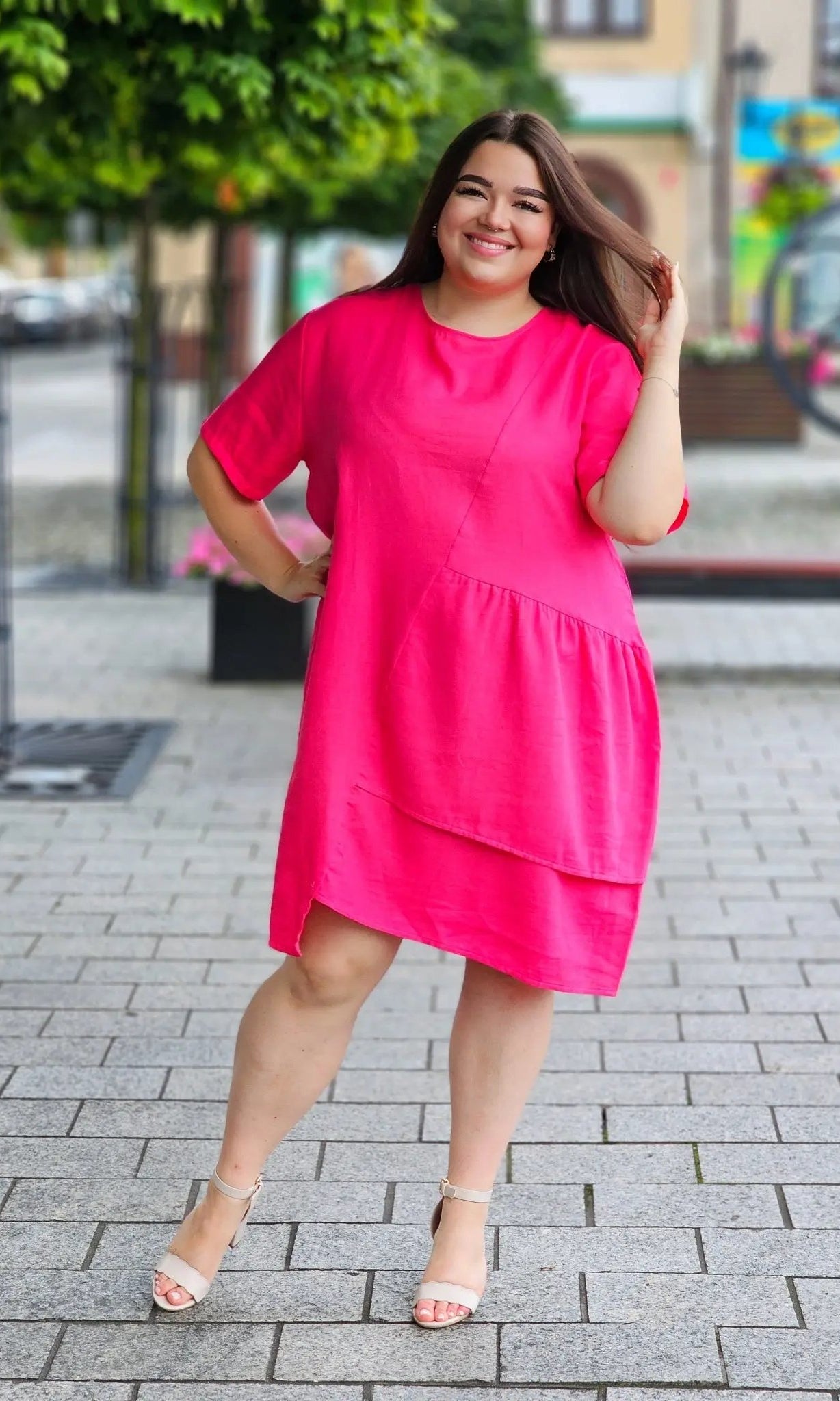 Sukienka lniano-wiskozowa z ozdobnymi przeszyciami Stylowa XL