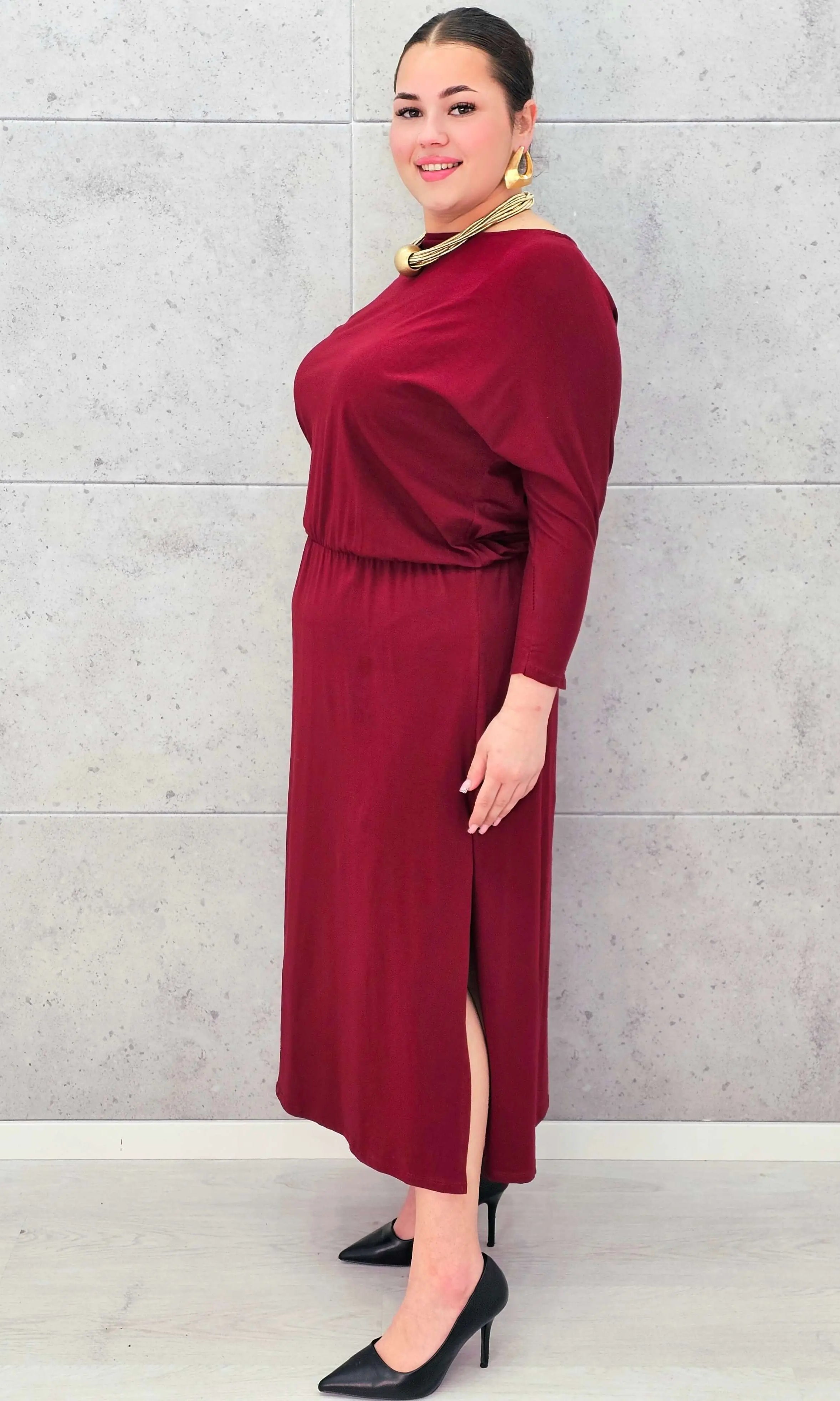 Sukienka maxi plus size – elegancja w nowoczesnym wydaniu Stylowa XL