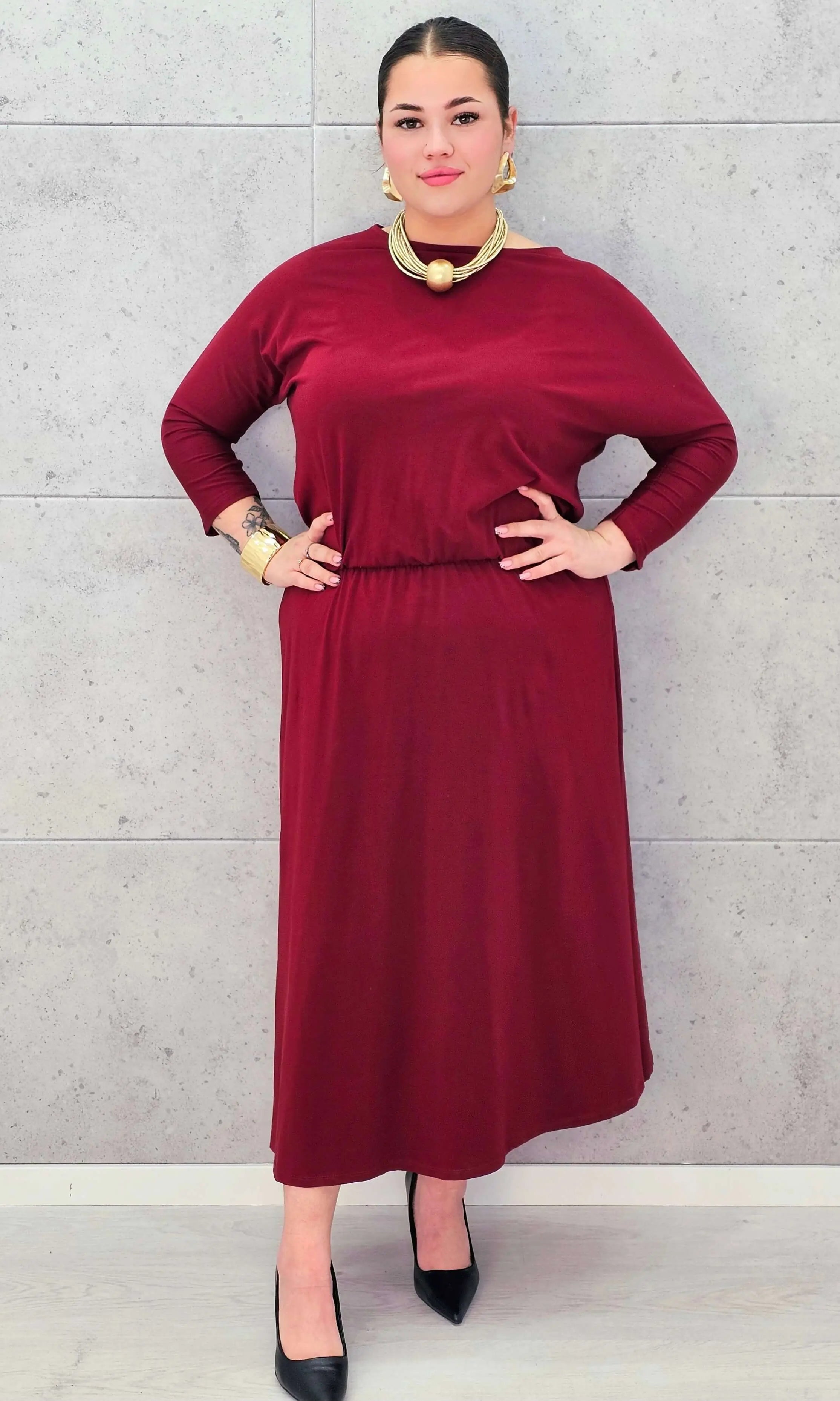 Sukienka maxi plus size – elegancja w nowoczesnym wydaniu Stylowa XL