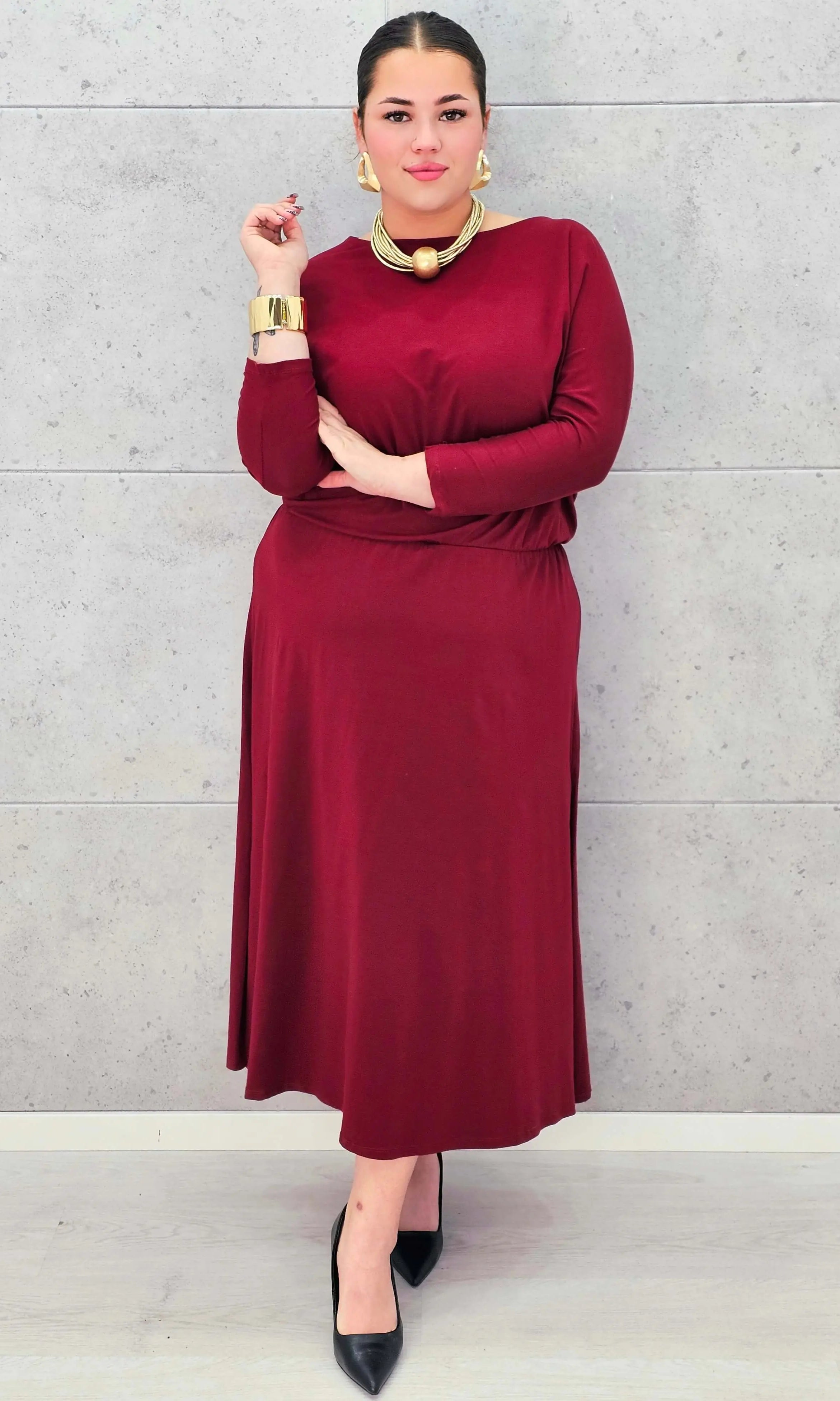 Sukienka maxi plus size – elegancja w nowoczesnym wydaniu Stylowa XL