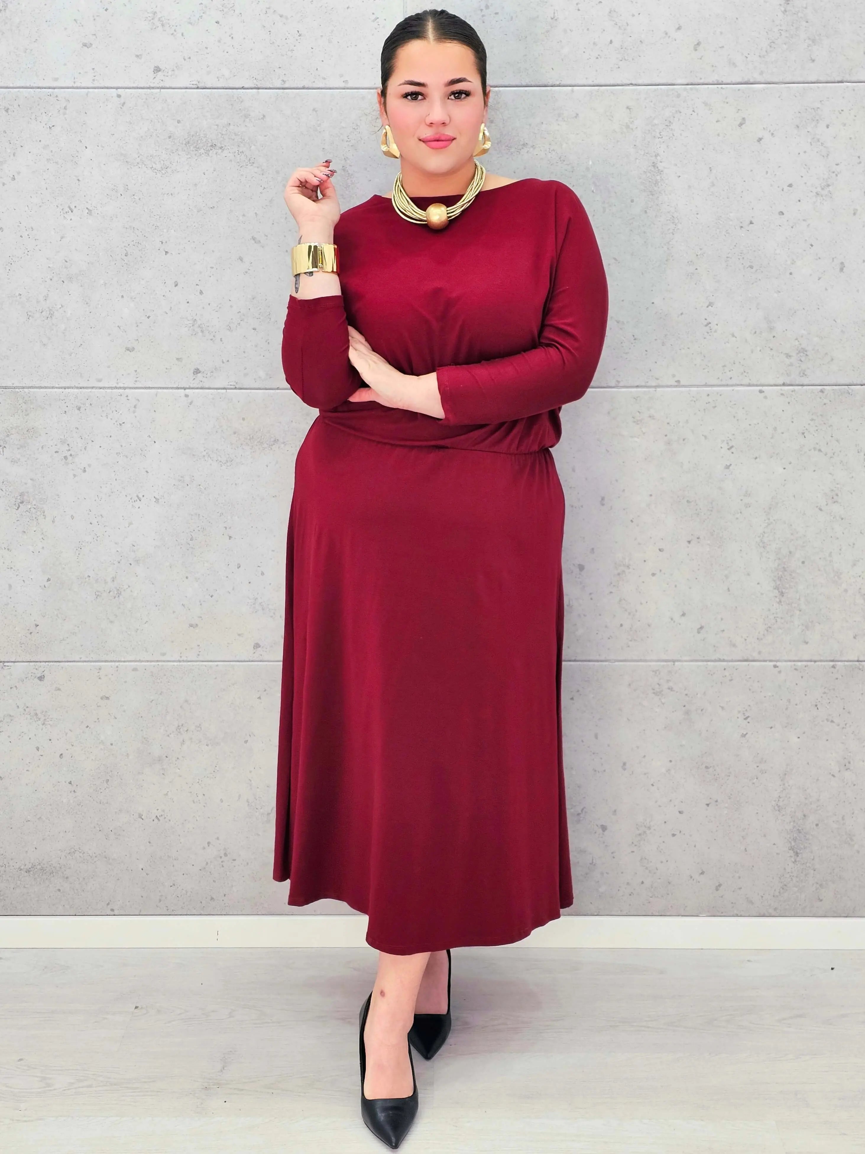 Sukienka maxi plus size – elegancja w nowoczesnym wydaniu Stylowa XL