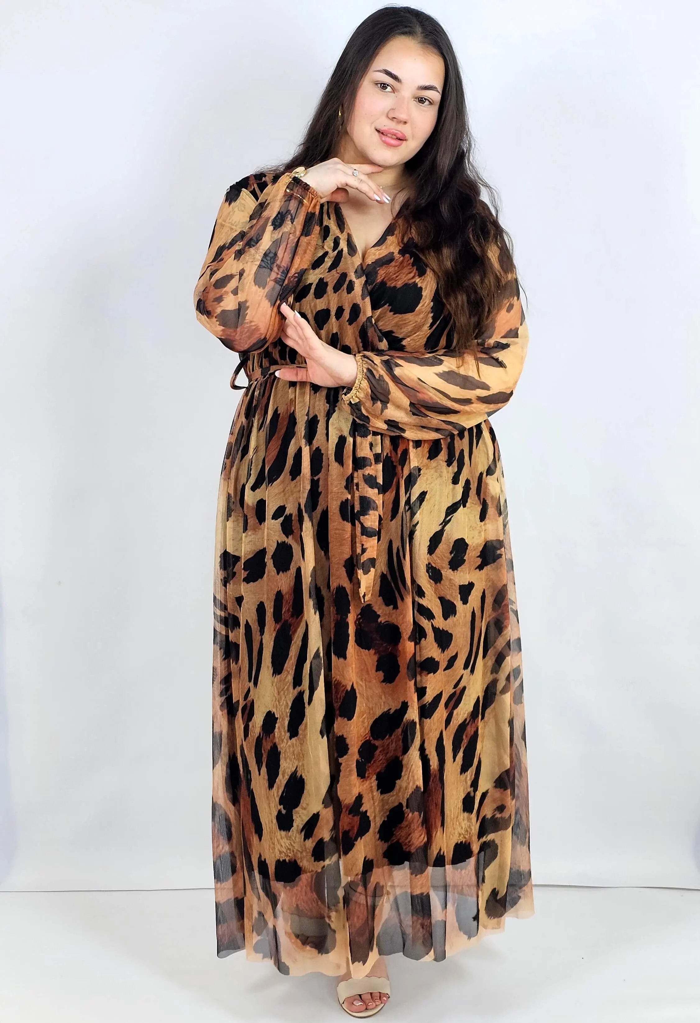 Sukienka maxi plus size – elegancka, zwiewna i idealna dla każdej kobiety Stylowa XL