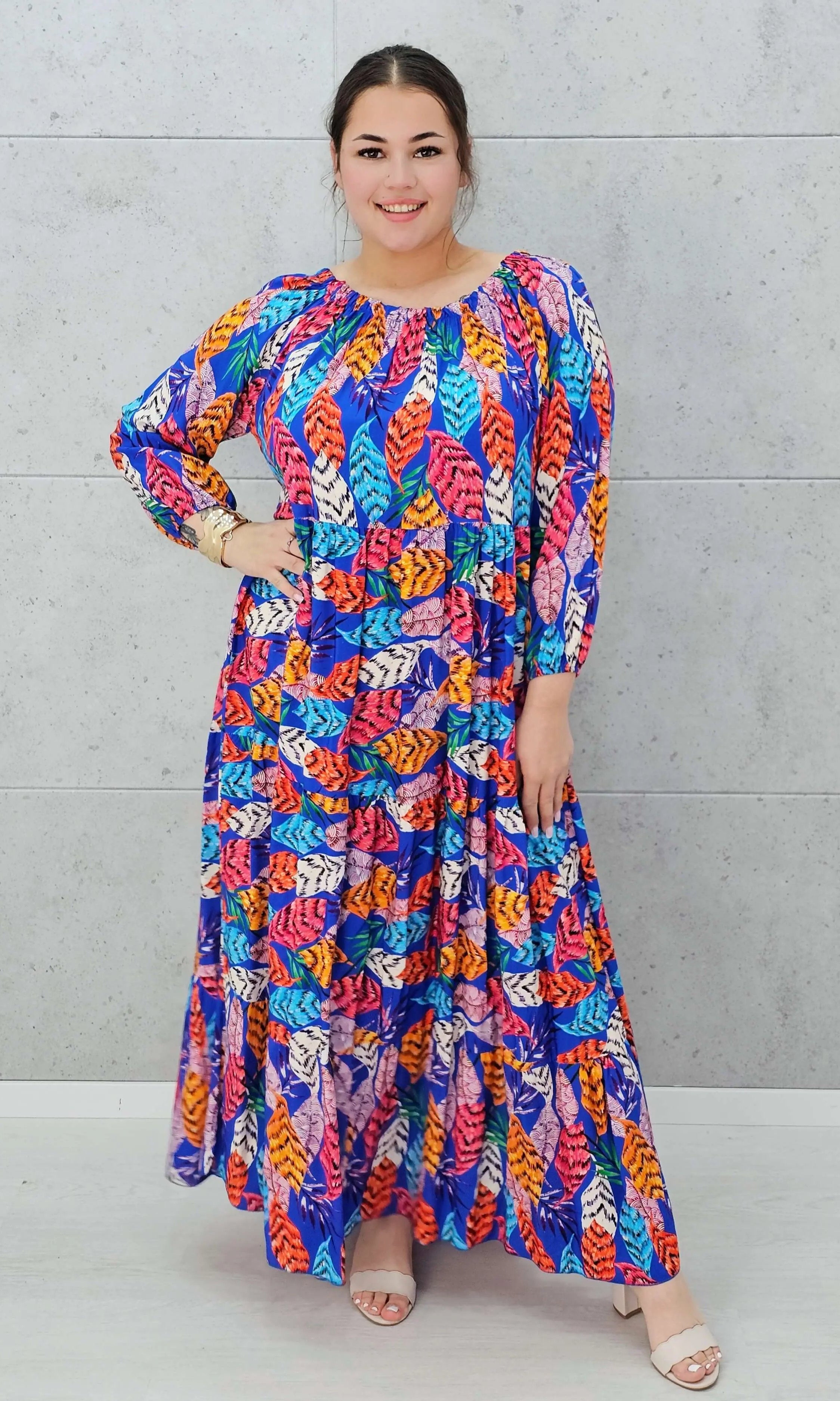 Sukienka maxi w kolorowy print Stylowa XL