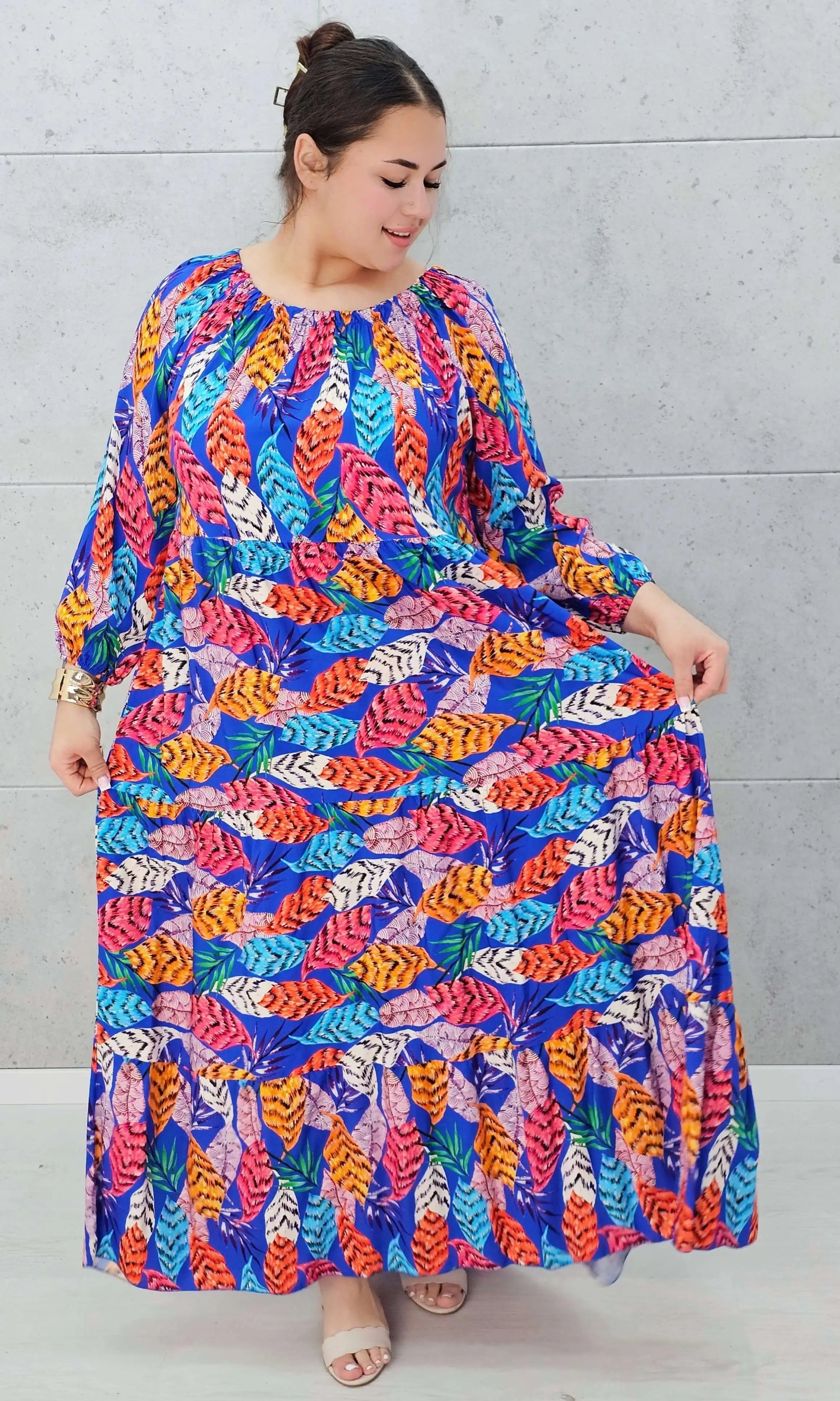 Sukienka maxi w kolorowy print Stylowa XL