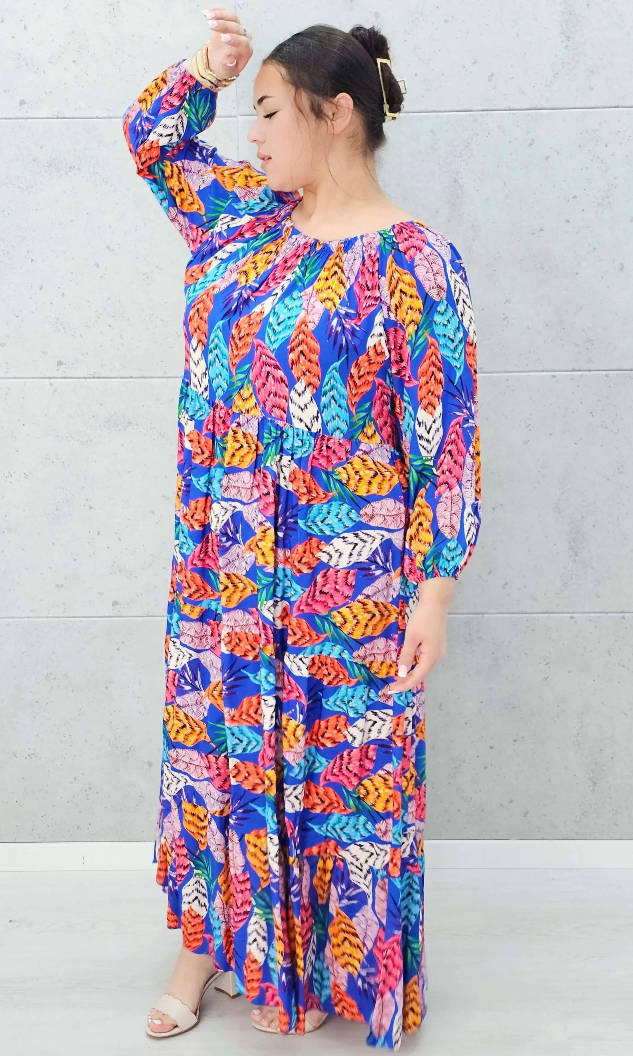 Sukienka maxi w kolorowy print Stylowa XL