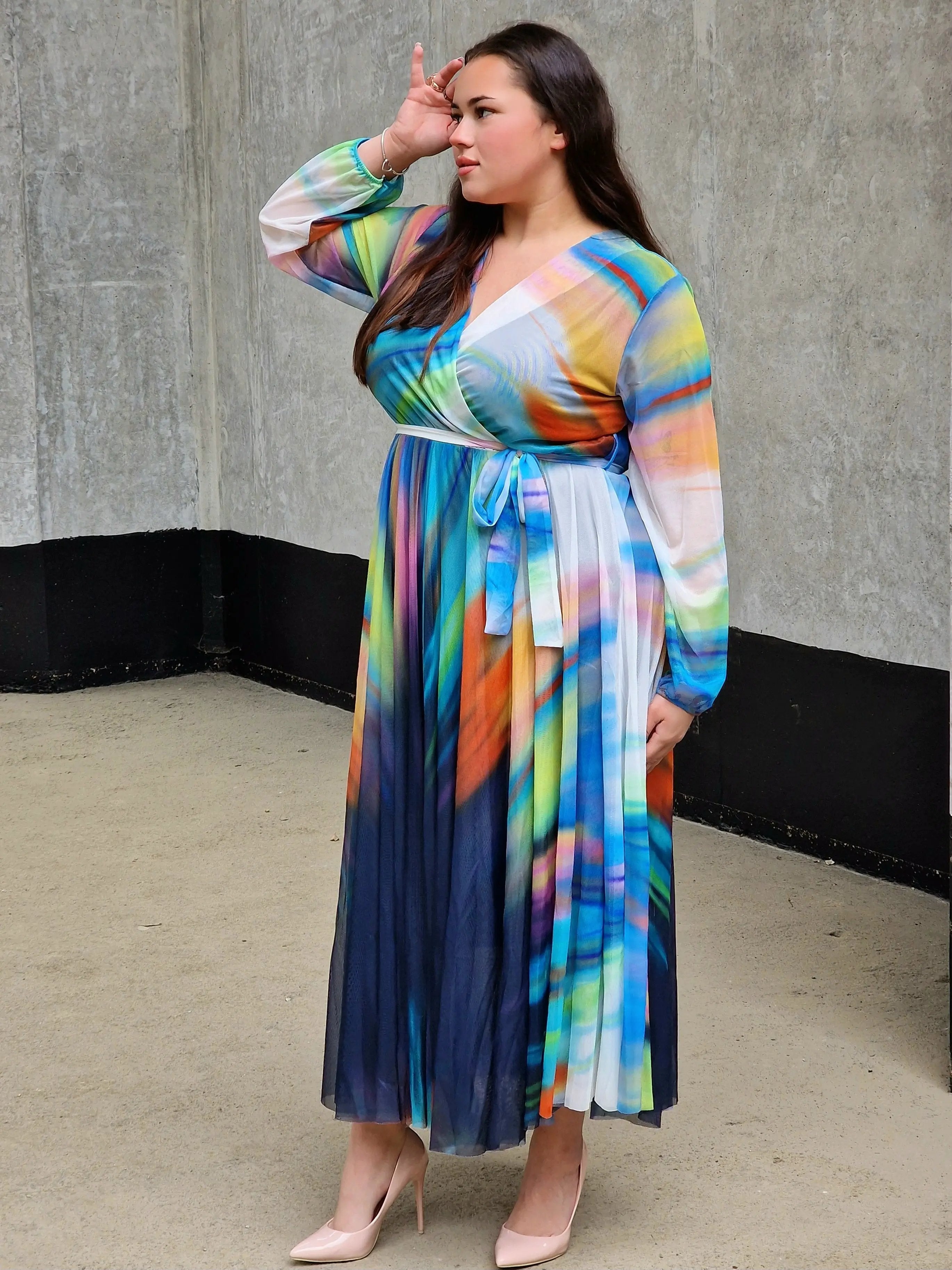 Sukienka maxi z kolorowym printem Stylowa XL