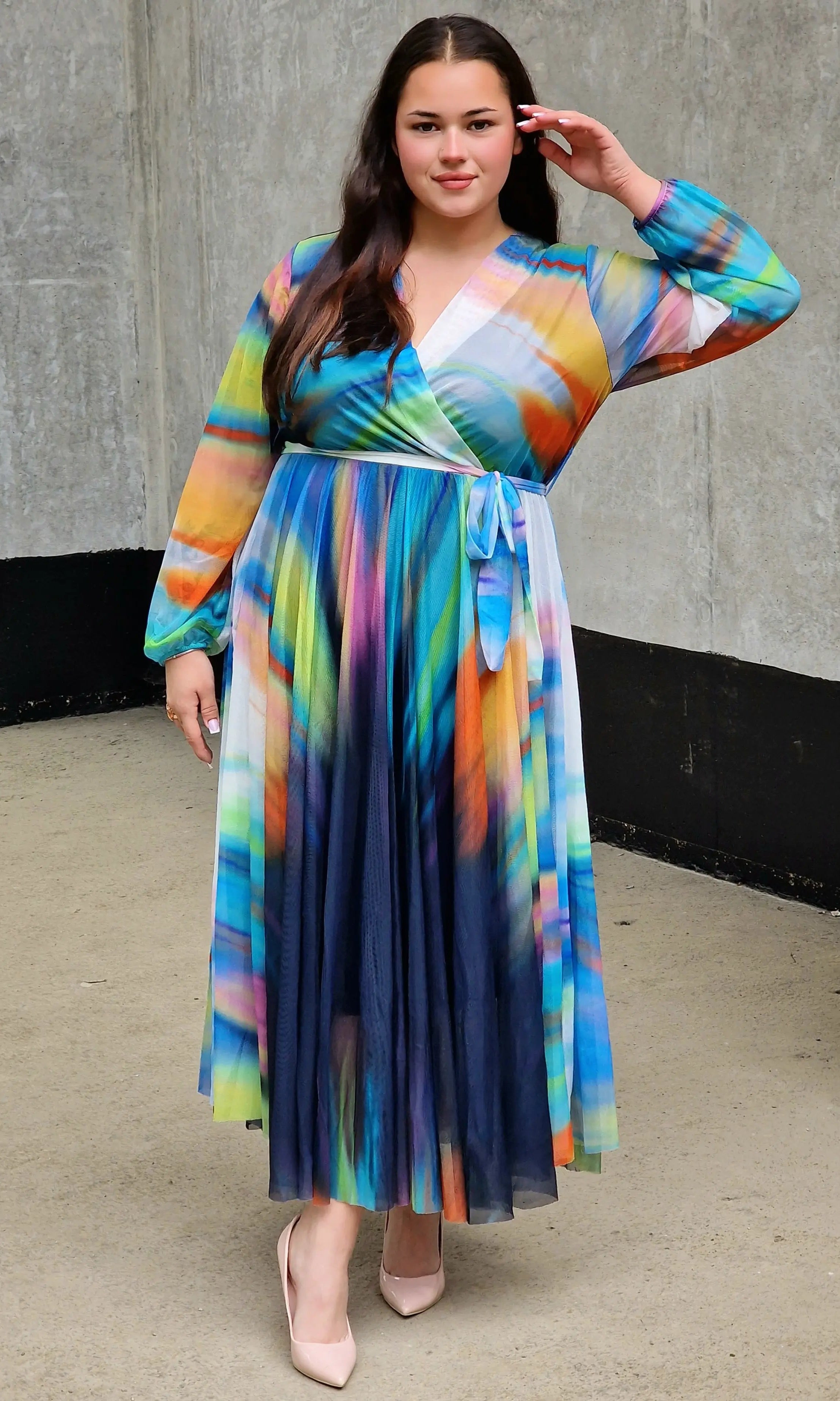 Sukienka maxi z kolorowym printem Stylowa XL