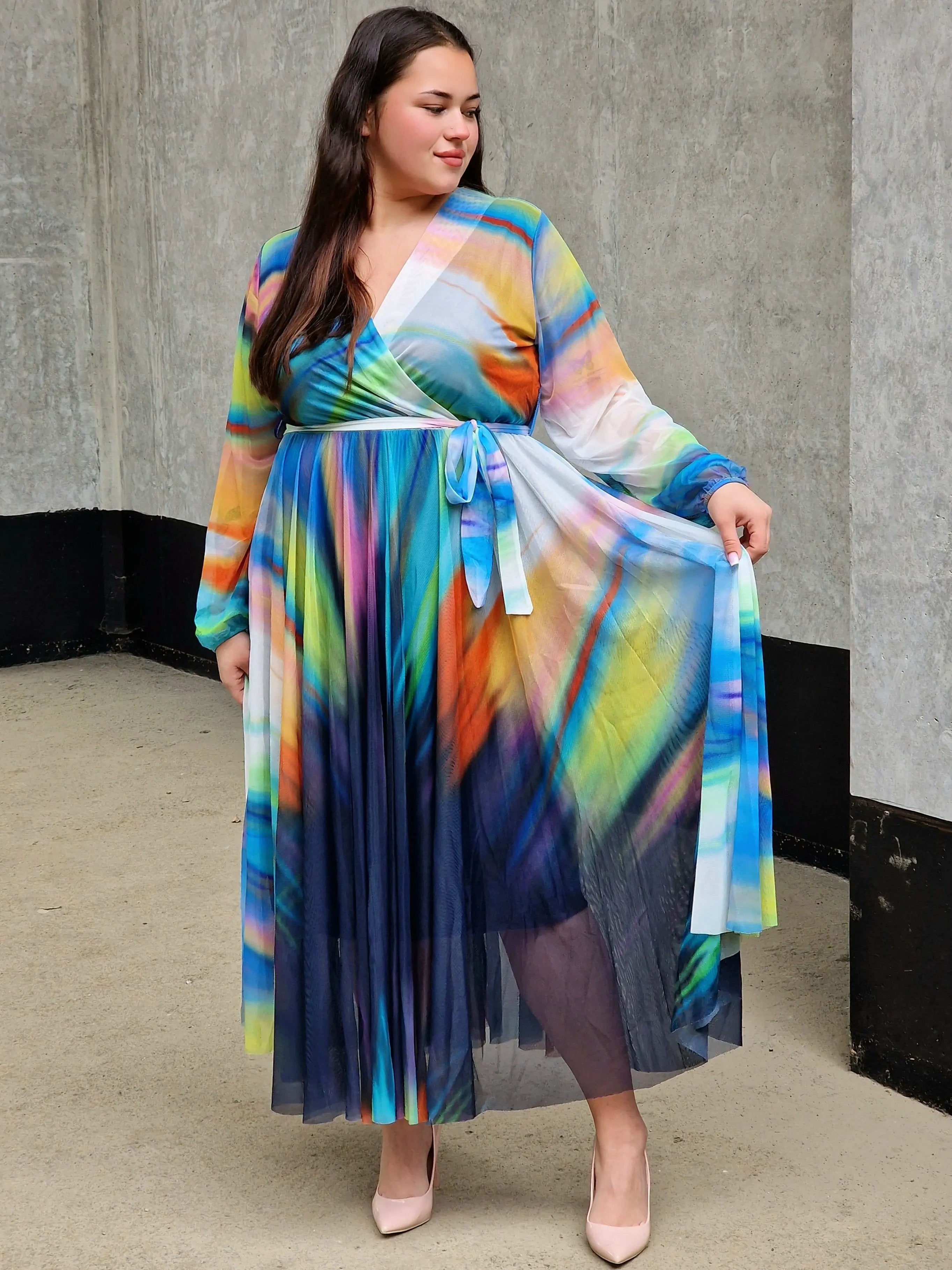 Sukienka maxi z kolorowym printem Stylowa XL