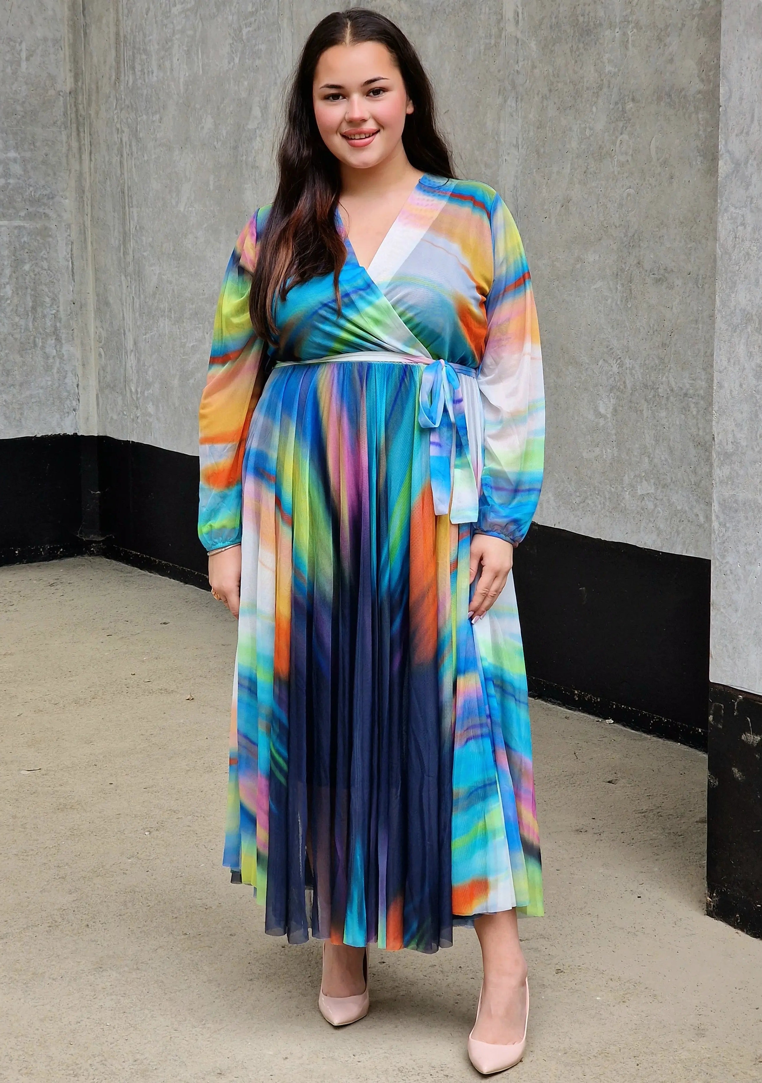 Sukienka maxi z kolorowym printem Stylowa XL