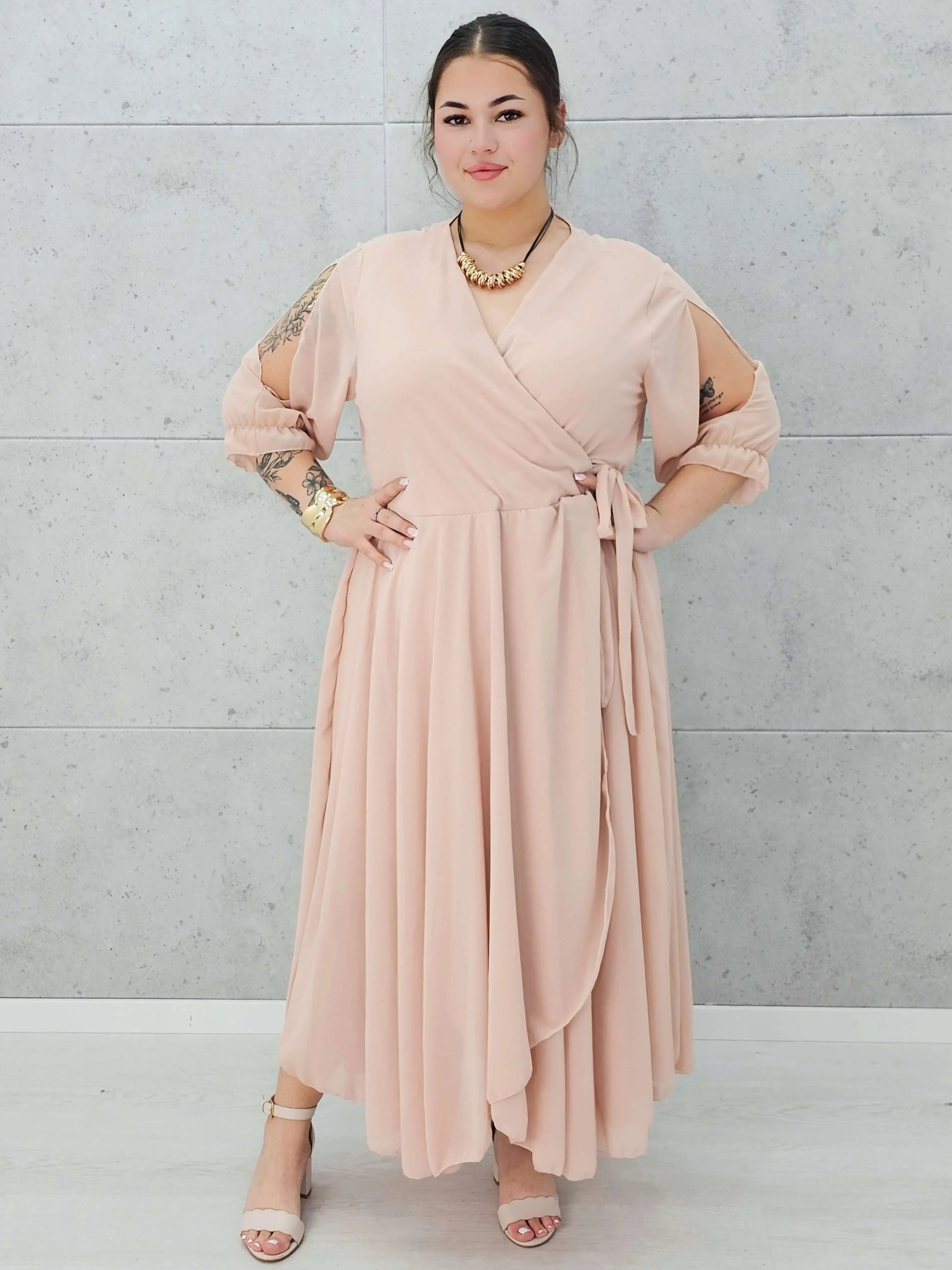 Sukienka maxi z wiązaniem Stylowa XL