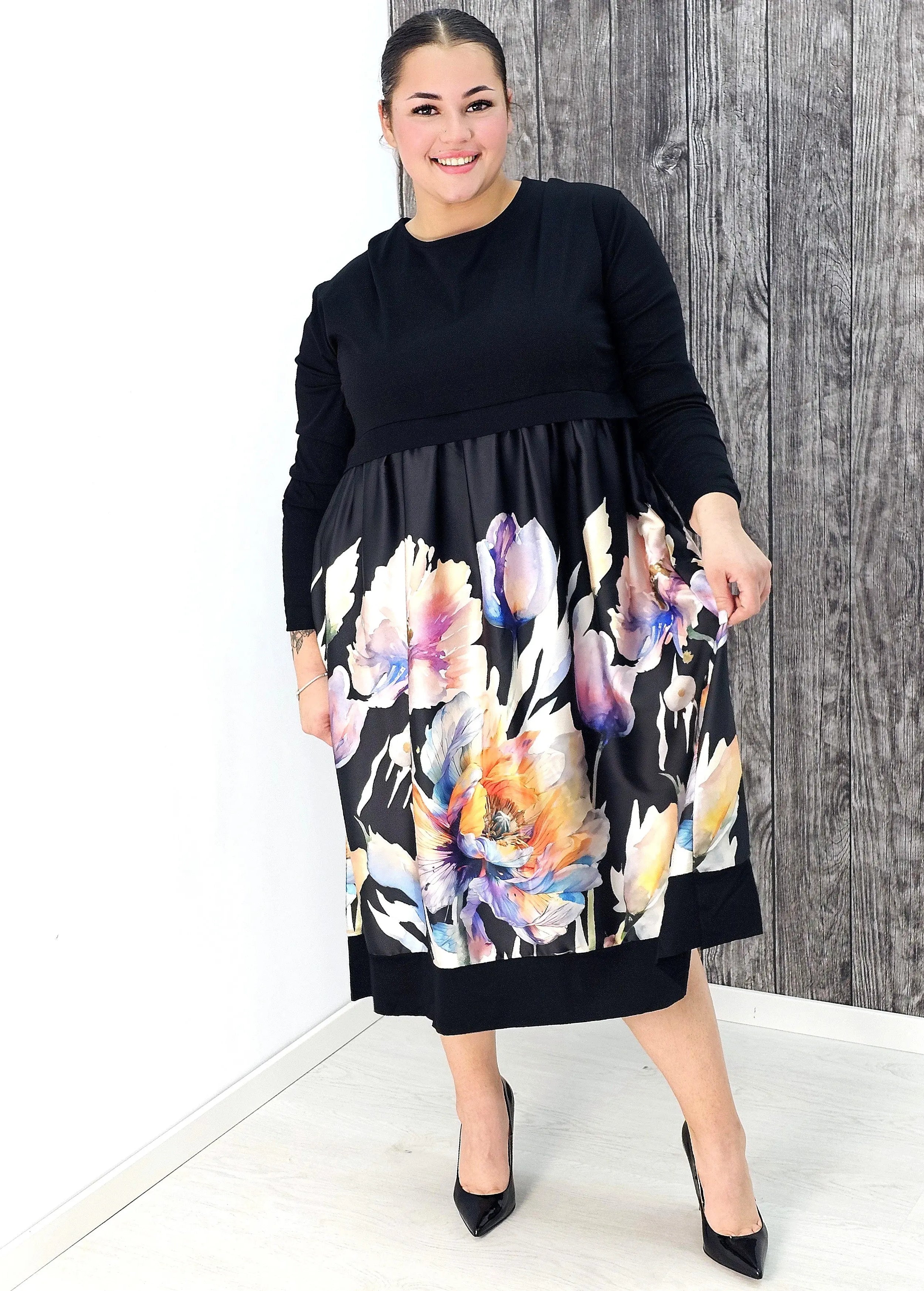 Sukienka midi plus size – elegancja, komfort i kobiecy styl w jednym Stylowa XL