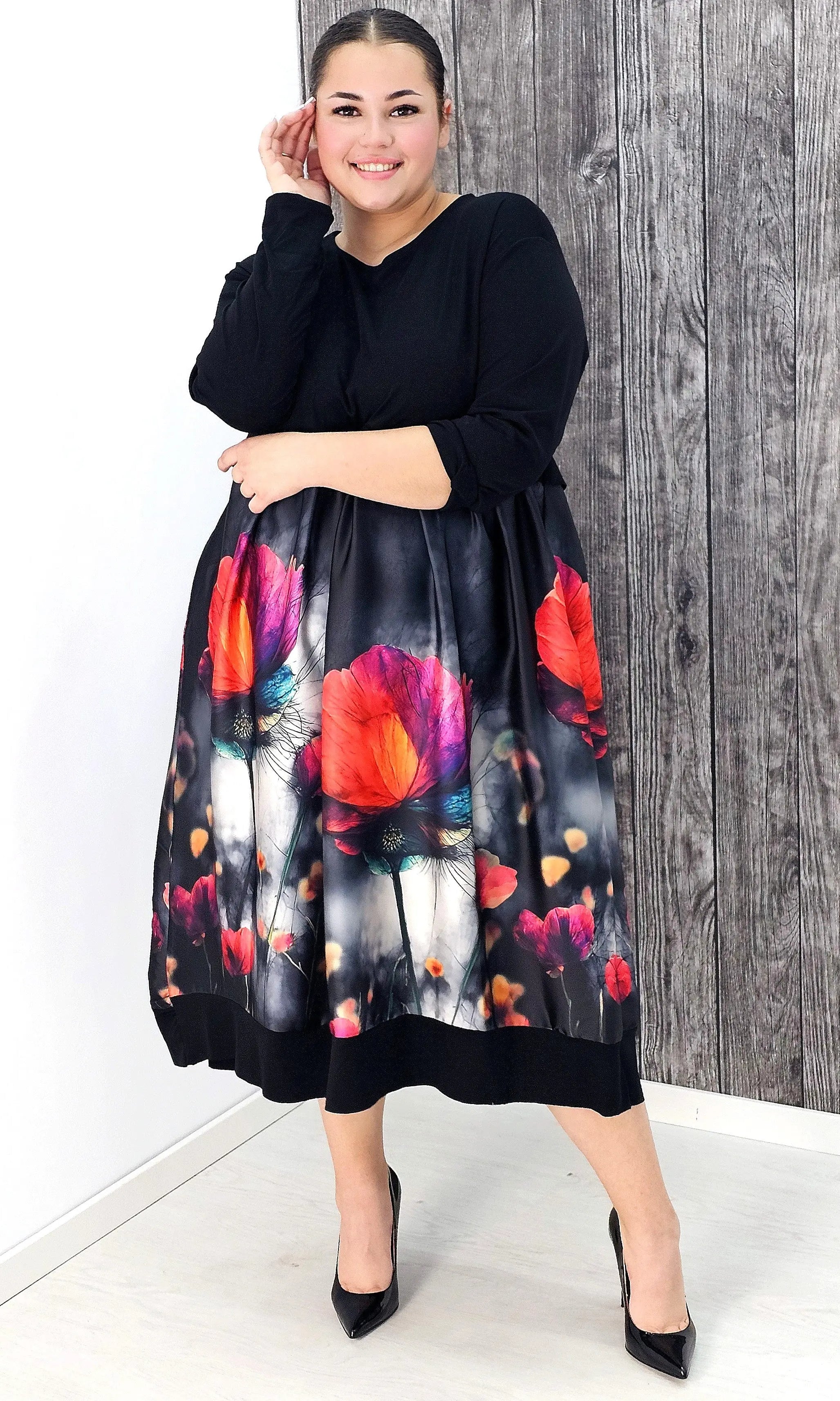 Sukienka midi plus size – elegancka, kobieca i zawsze modna Stylowa XL