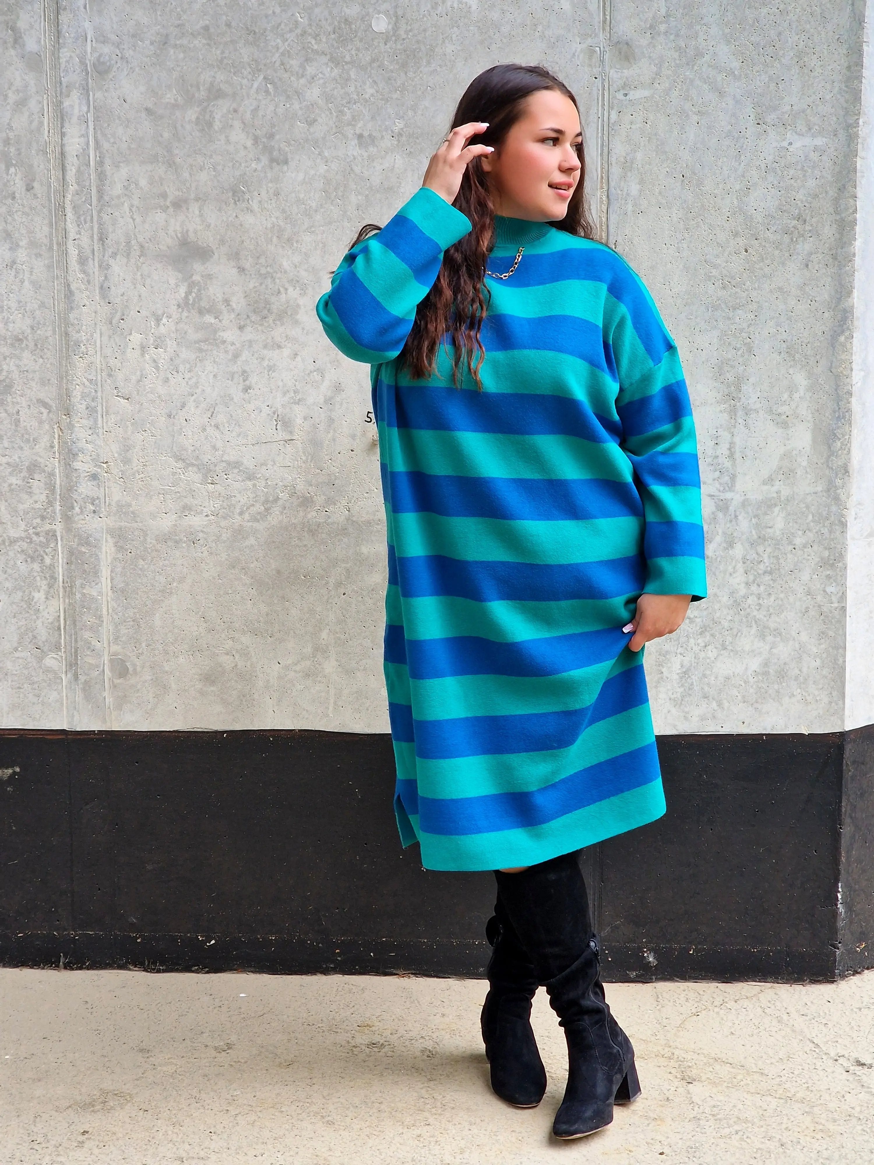 Sukienka niebieska w paski-Lara Stylowa XL