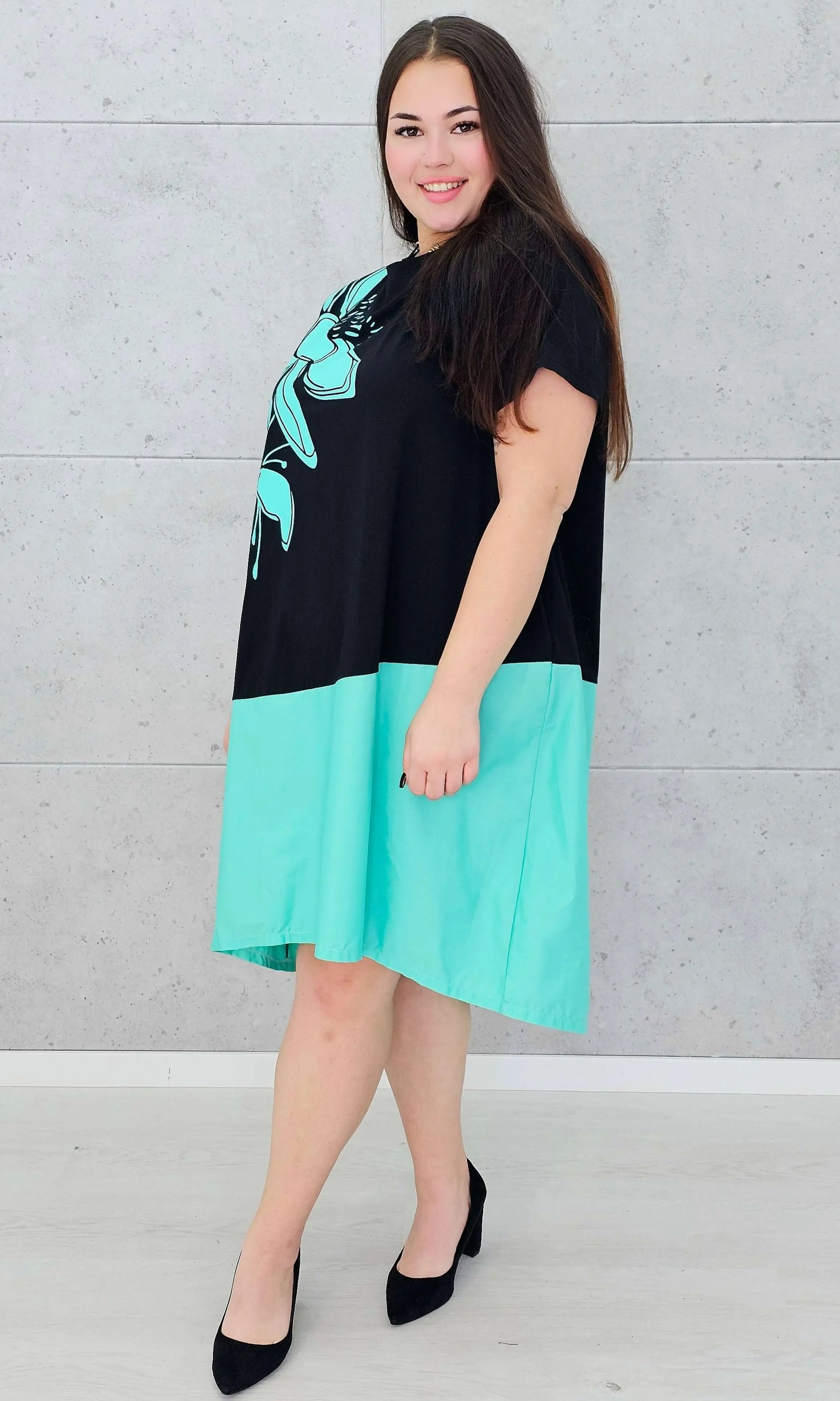 Sukienka oversize z motywem kwiatowym moda dla kobiet plus size Stylowa XL