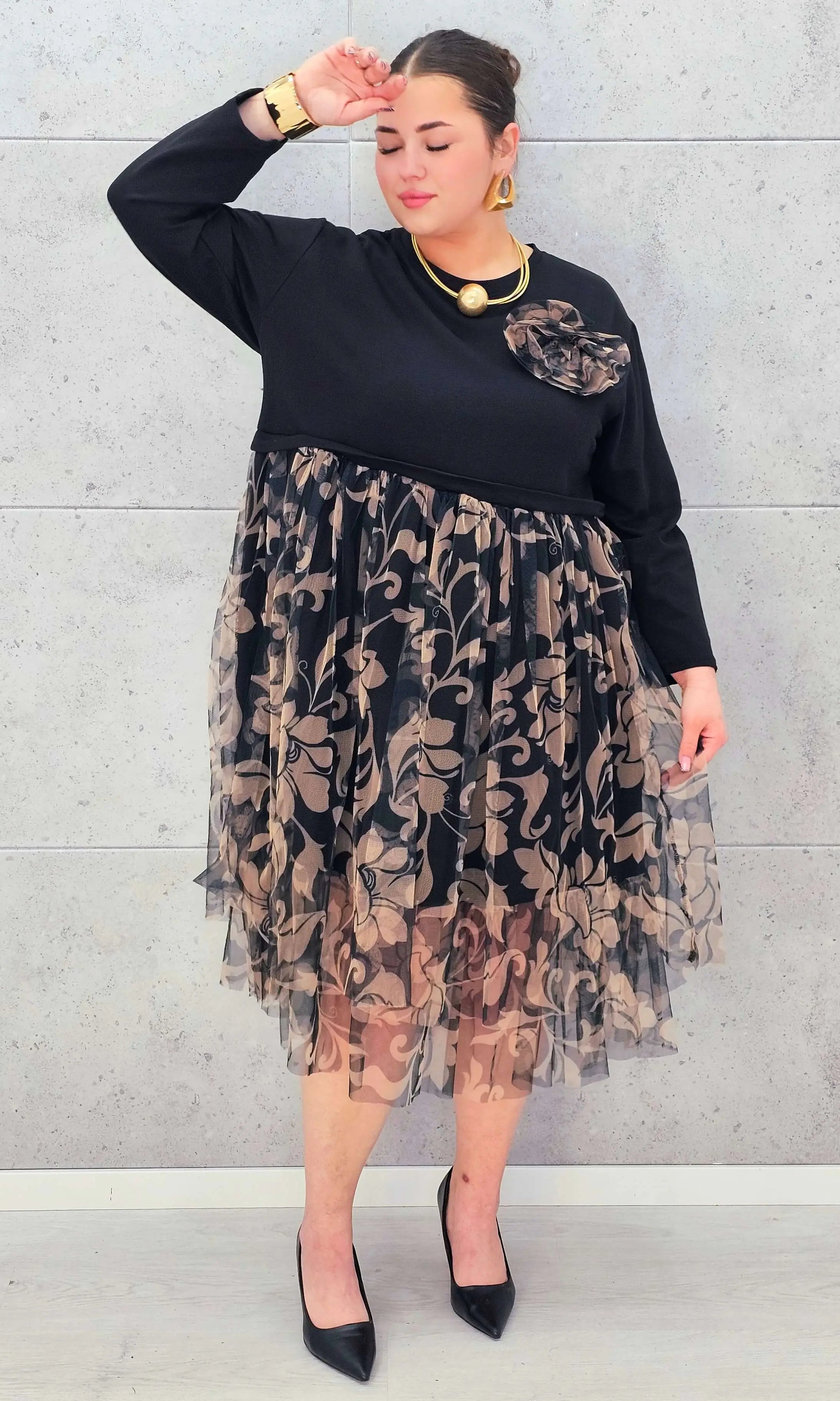 Sukienka plus size StylowaXL – elegancka sukienka z tiulem na wyjątkowe okazje Stylowa XL