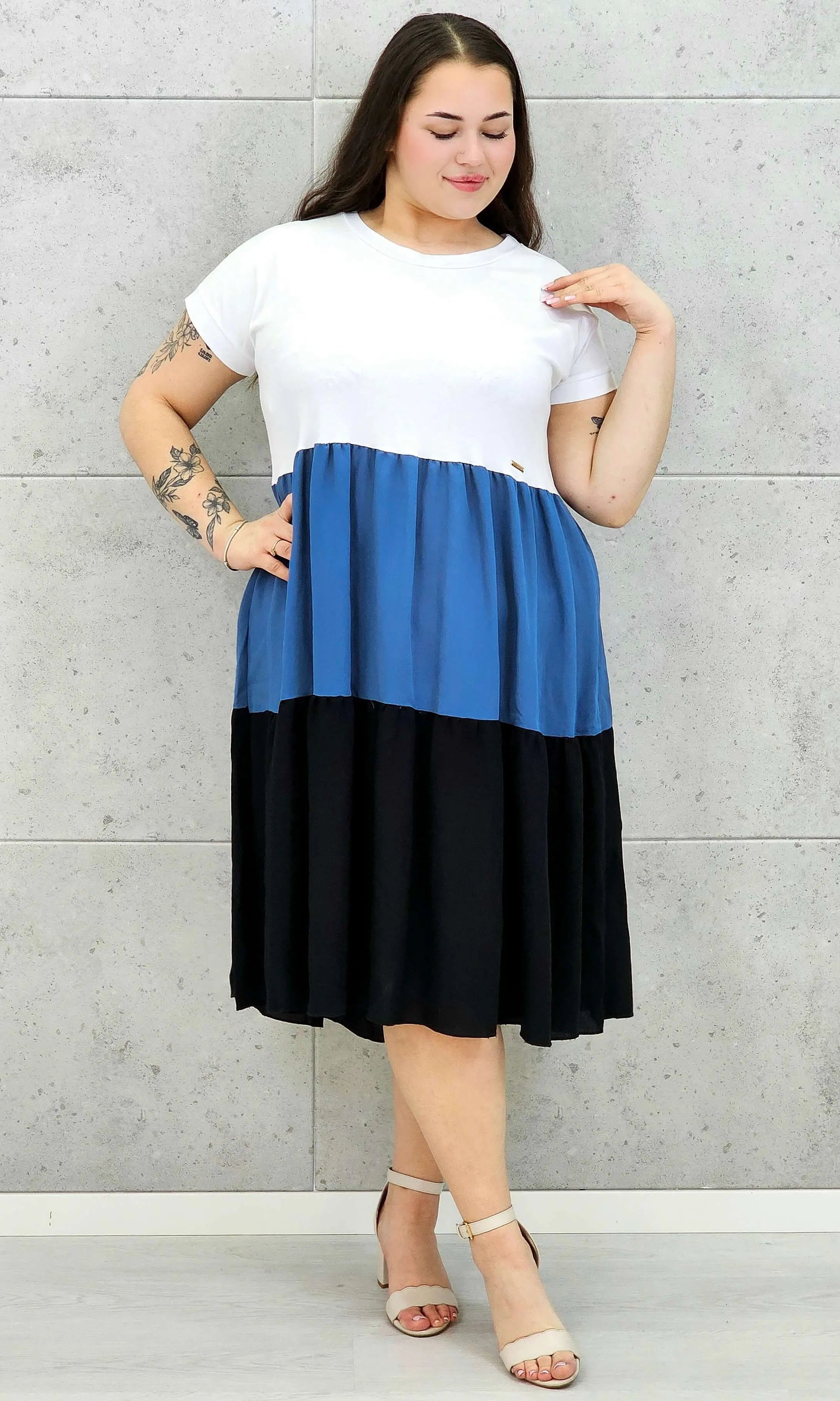 Sukienka plus size StylowaXL – kolor, wygoda i kobiecy styl XXL Stylowa XL