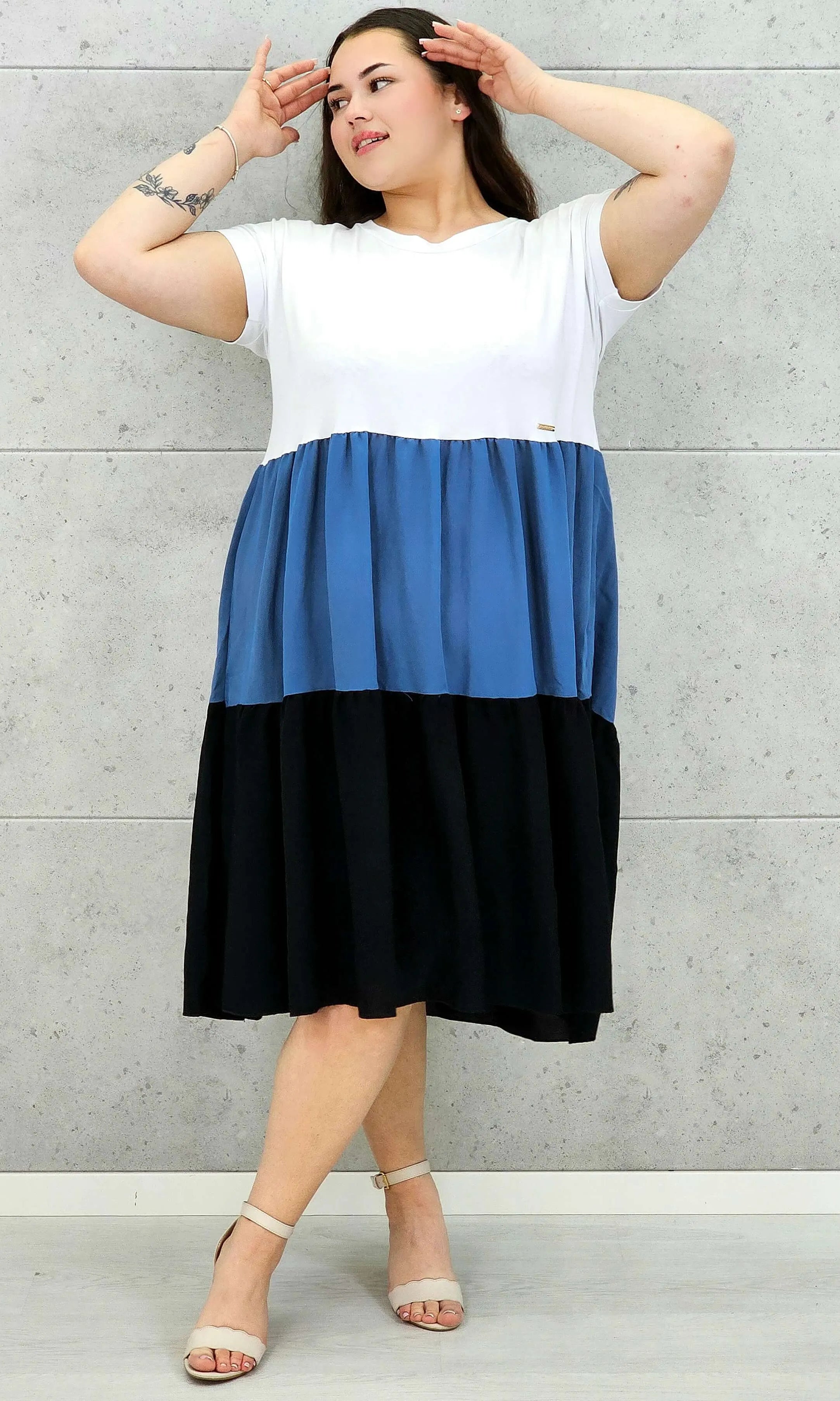 Sukienka plus size StylowaXL – kolor, wygoda i kobiecy styl XXL Stylowa XL