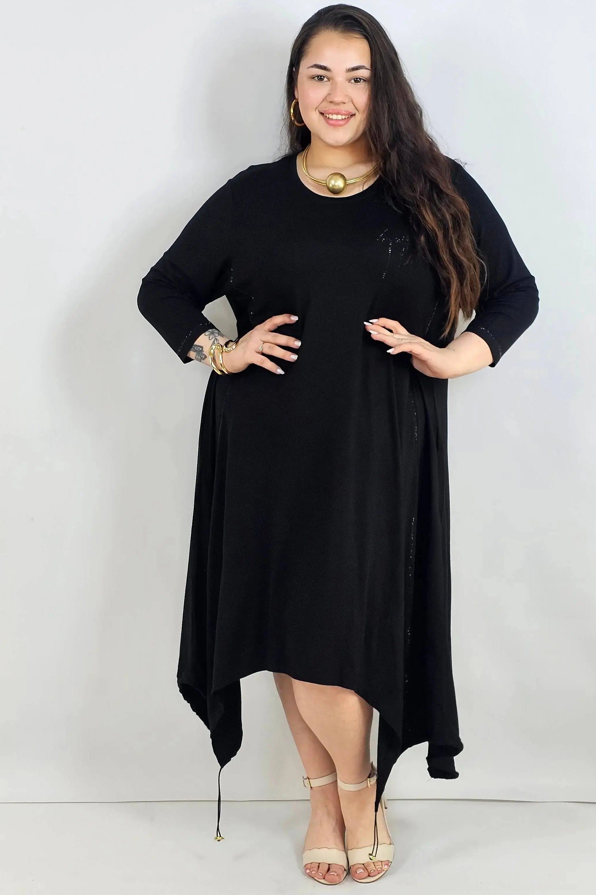 Sukienka plus size – asymetryczna tunika z aplikacją i lekko transparentnym dołem Stylowa XL
