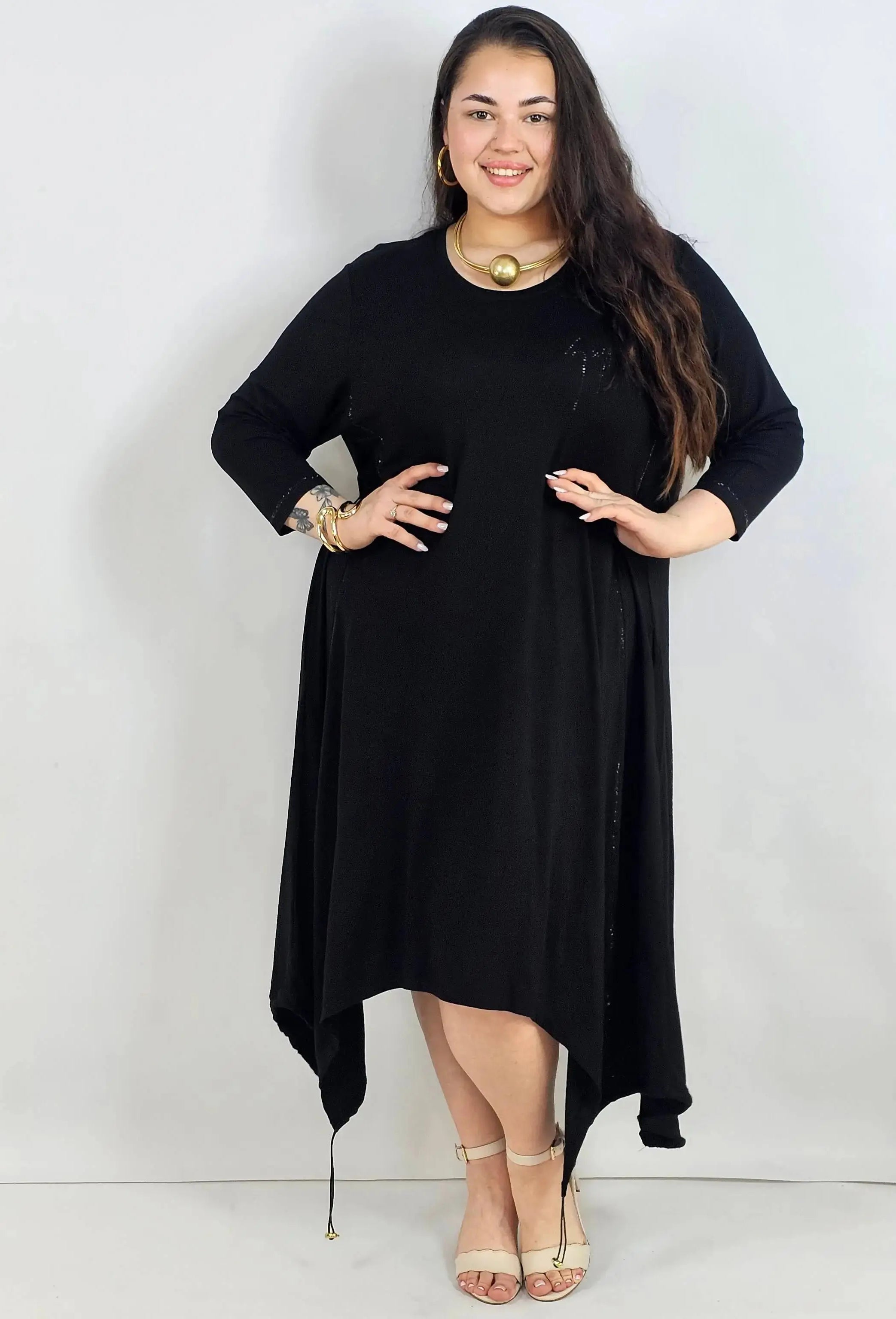 Sukienka plus size – asymetryczna tunika z aplikacją i lekko transparentnym dołem Stylowa XL