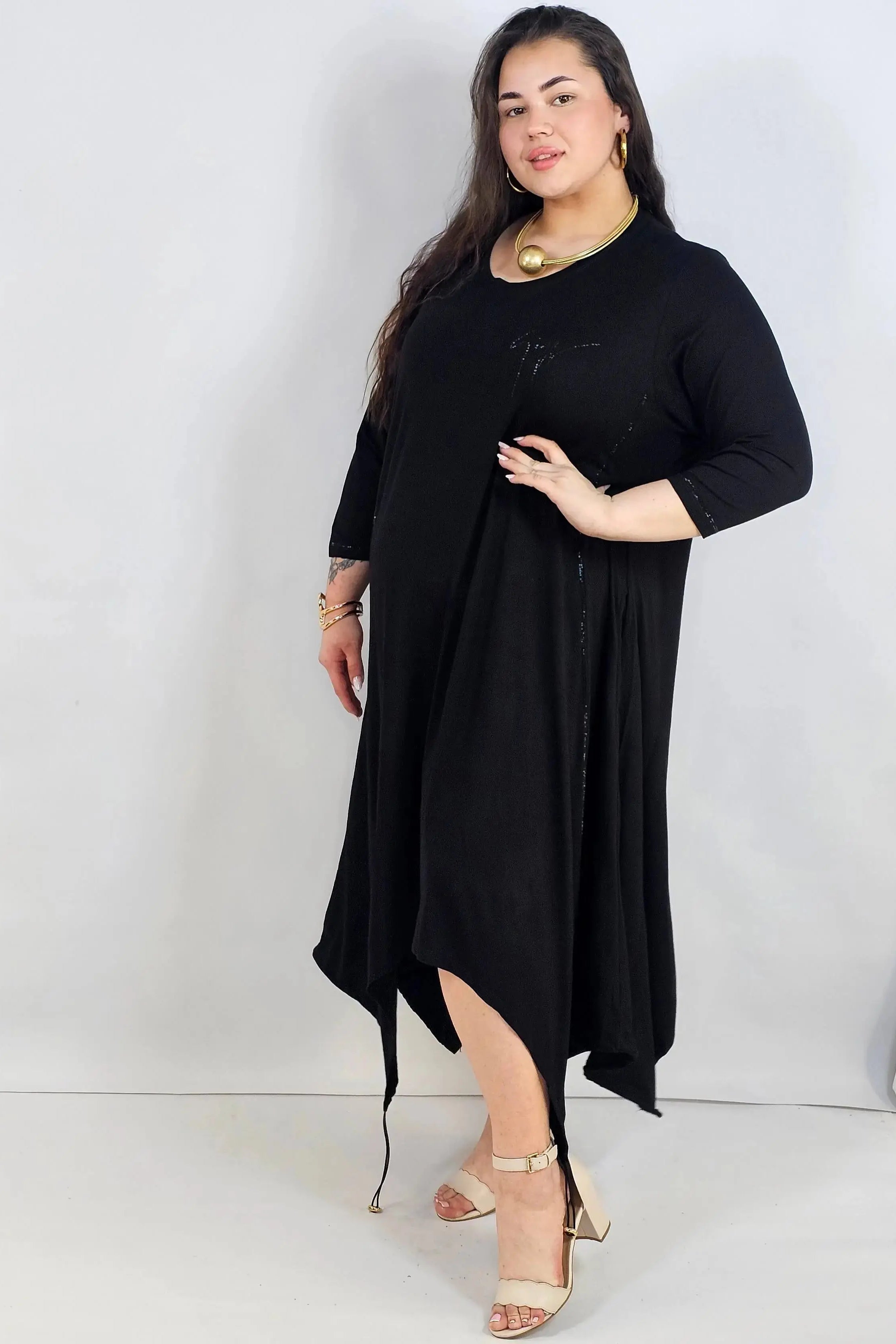 Sukienka plus size – asymetryczna tunika z aplikacją i lekko transparentnym dołem Stylowa XL
