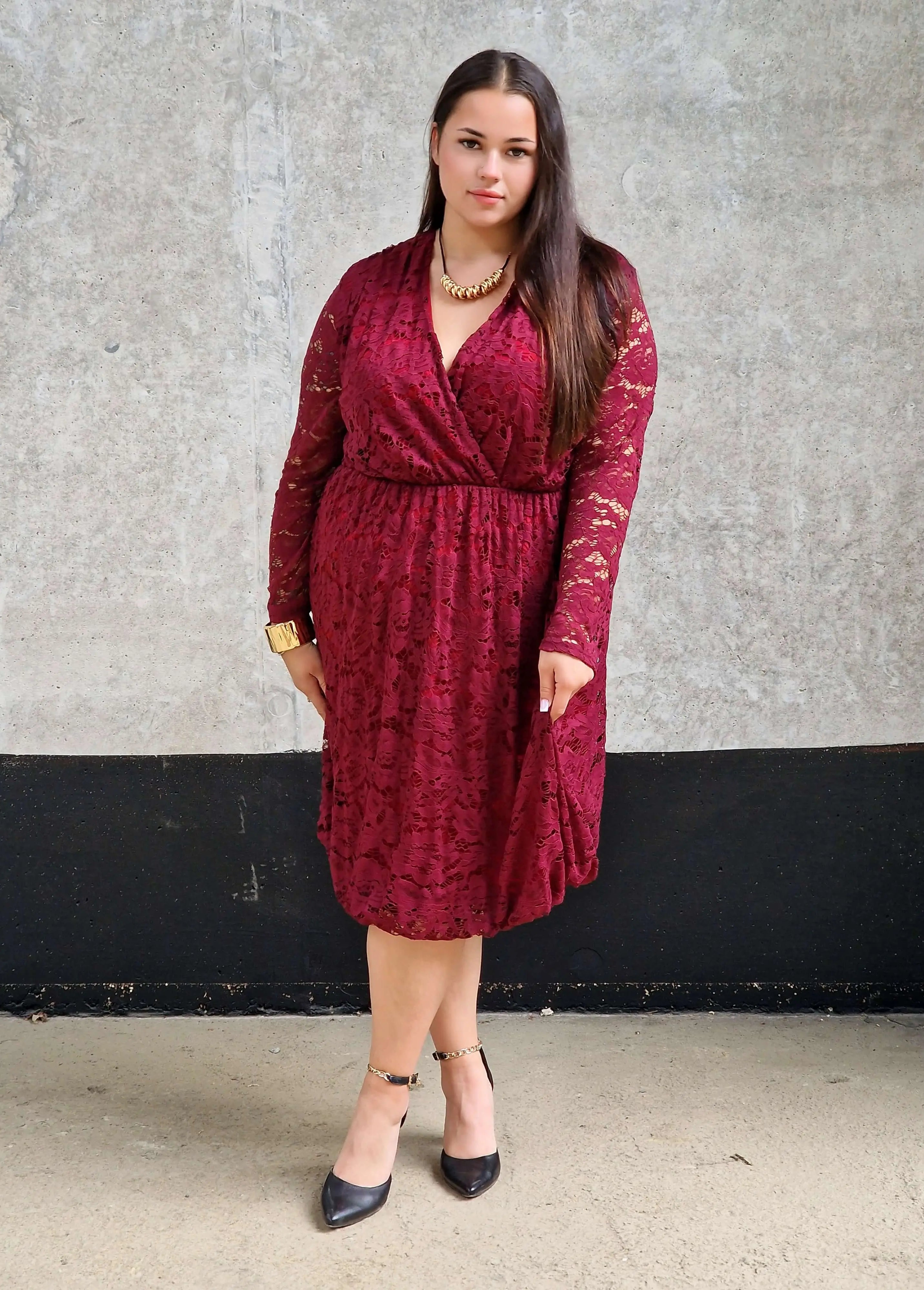 Sukienka plus size – kobiecy styl, elegancja i wygoda w jednym - Stylowa XL