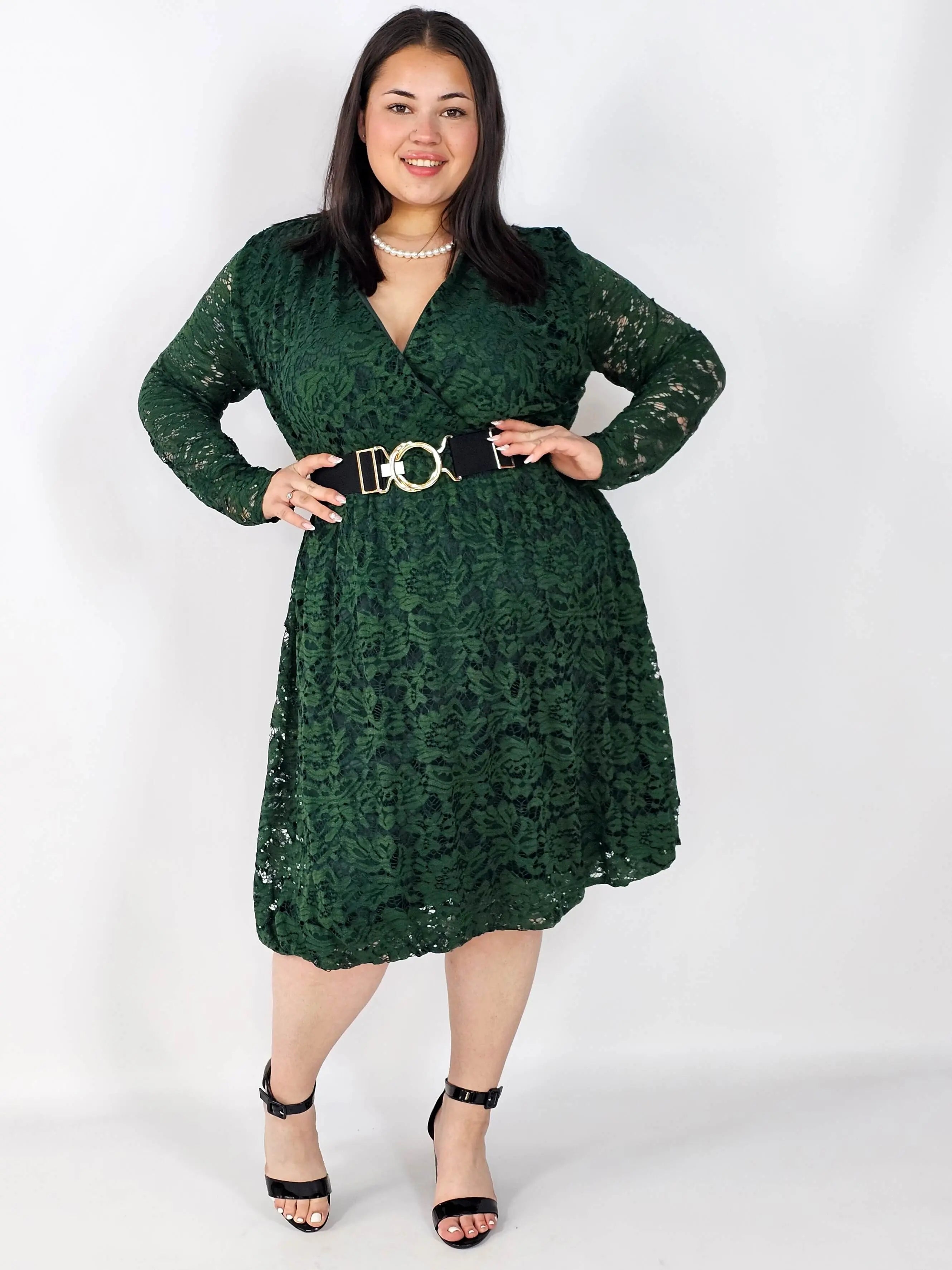 Sukienka plus size – kobiecy styl, elegancja i wygoda w jednym Stylowa XL