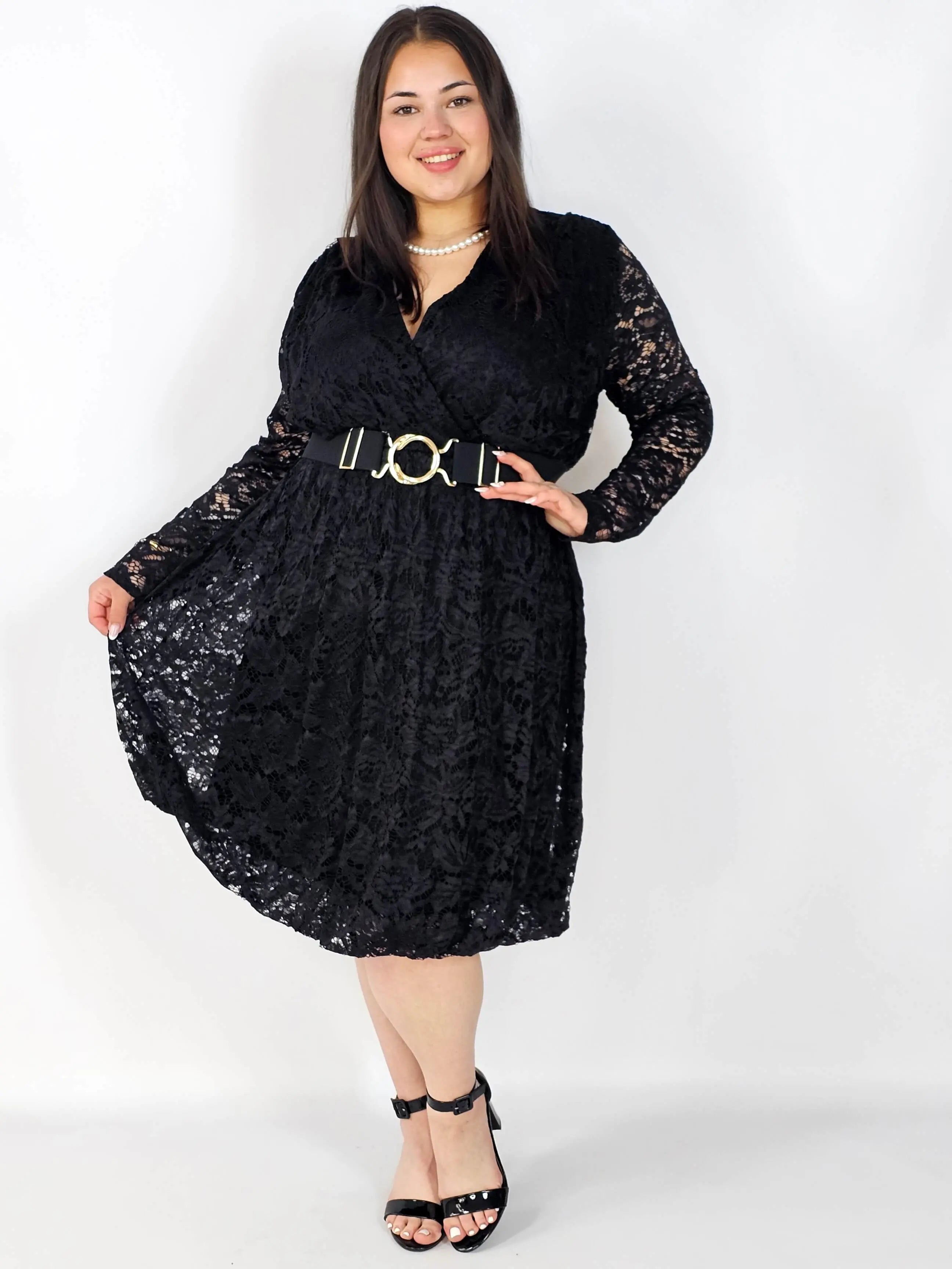 Sukienka plus size – kobiecy styl, elegancja i wygoda w jednym Stylowa XL
