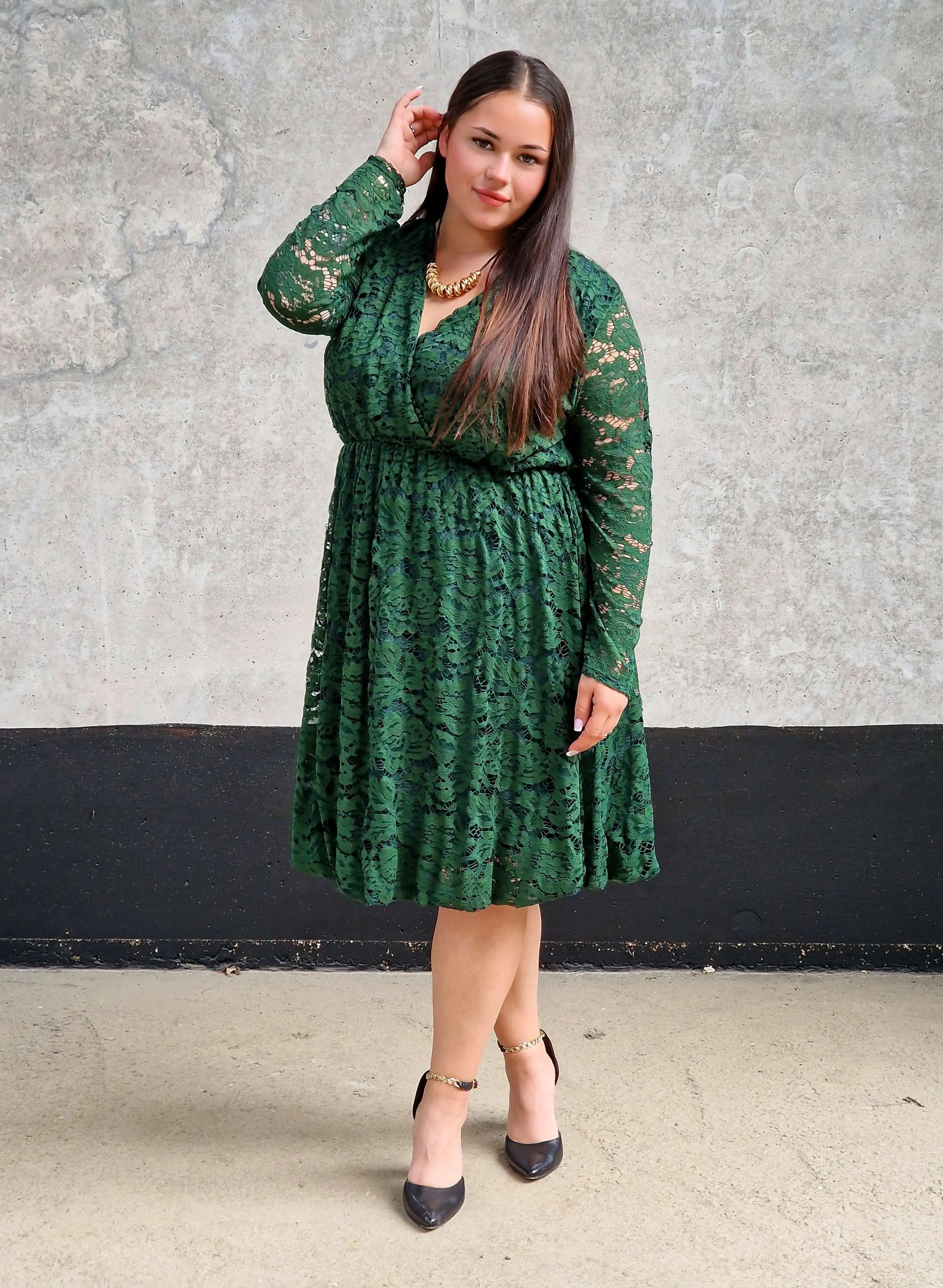 Sukienka plus size – kobiecy styl, elegancja i wygoda w jednym Stylowa XL