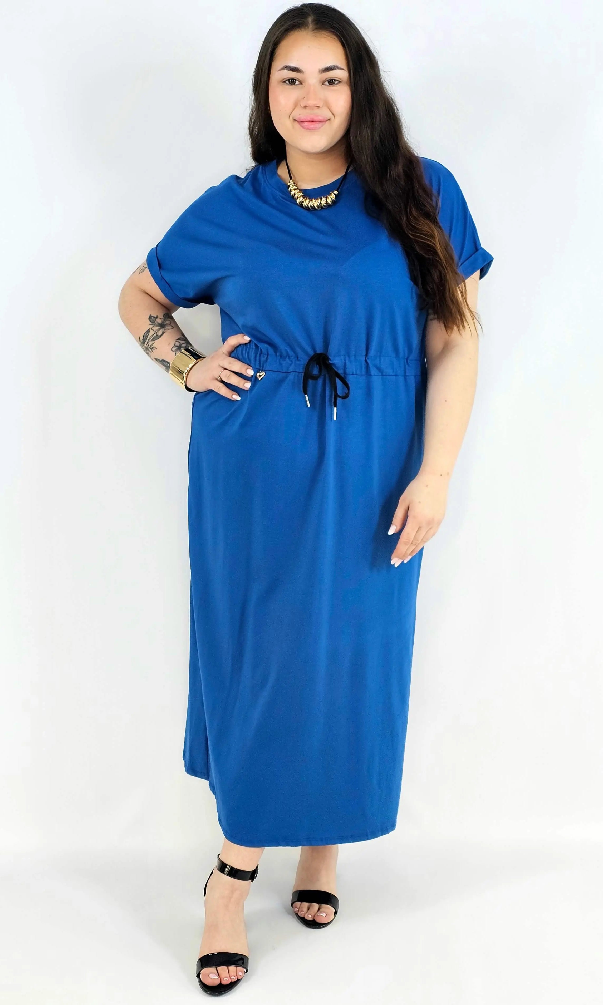 Sukienka plus size – komfortowa maxi z regulacją w pasie Stylowa XL