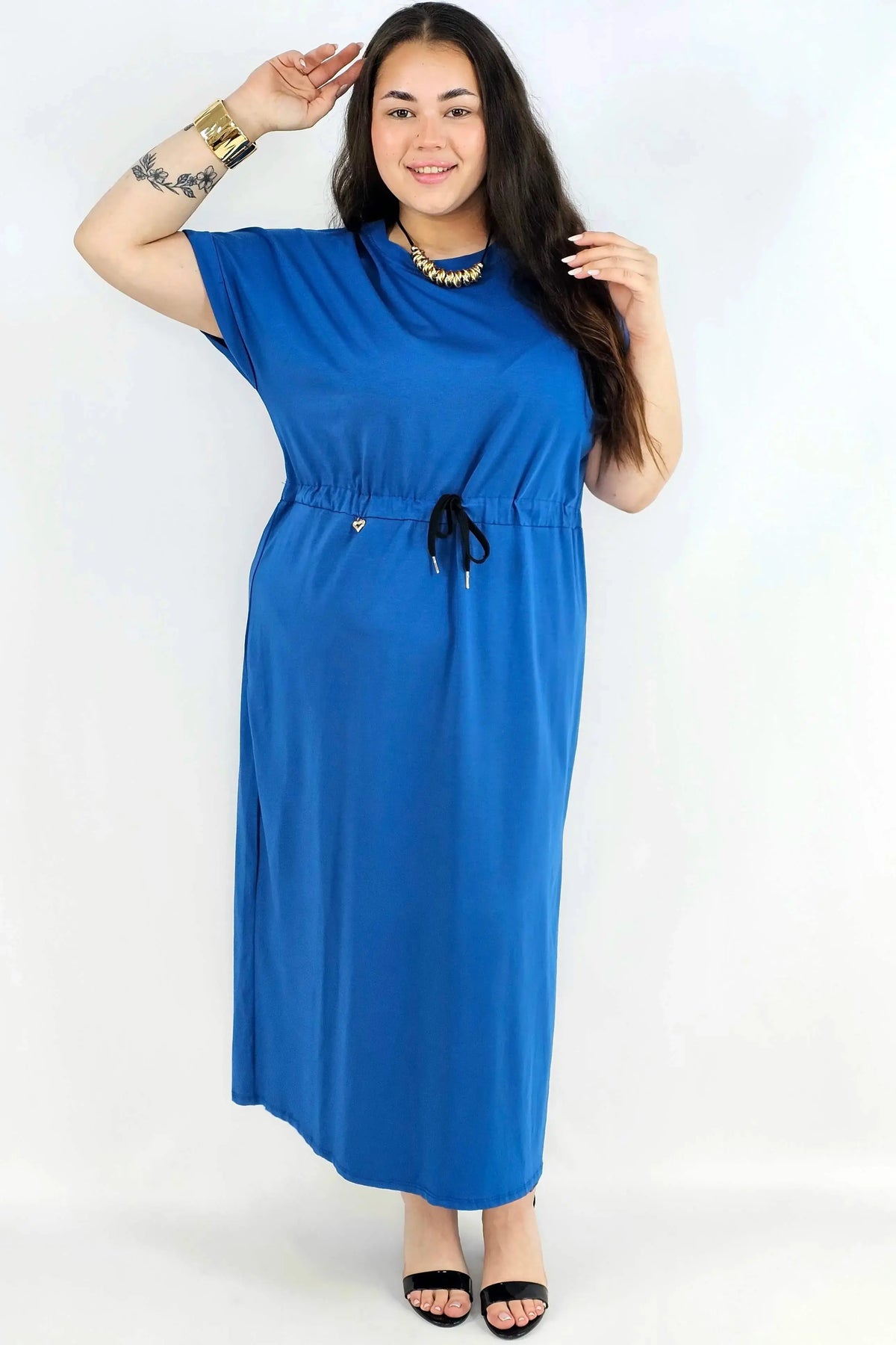 Sukienka plus size – komfortowa maxi z regulacją w pasie Stylowa XL