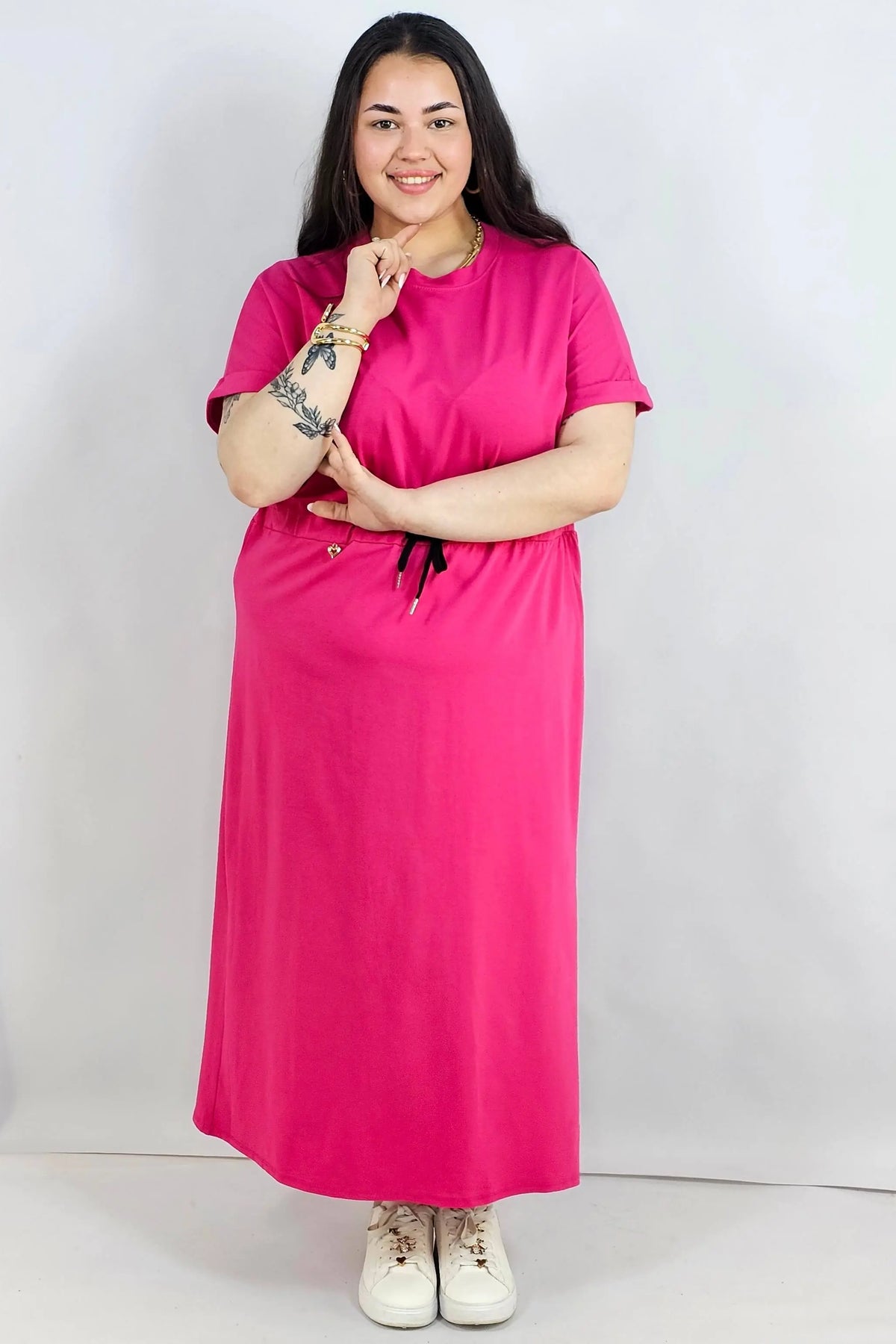 Sukienka plus size – komfortowa maxi z regulacją w pasie Stylowa XL