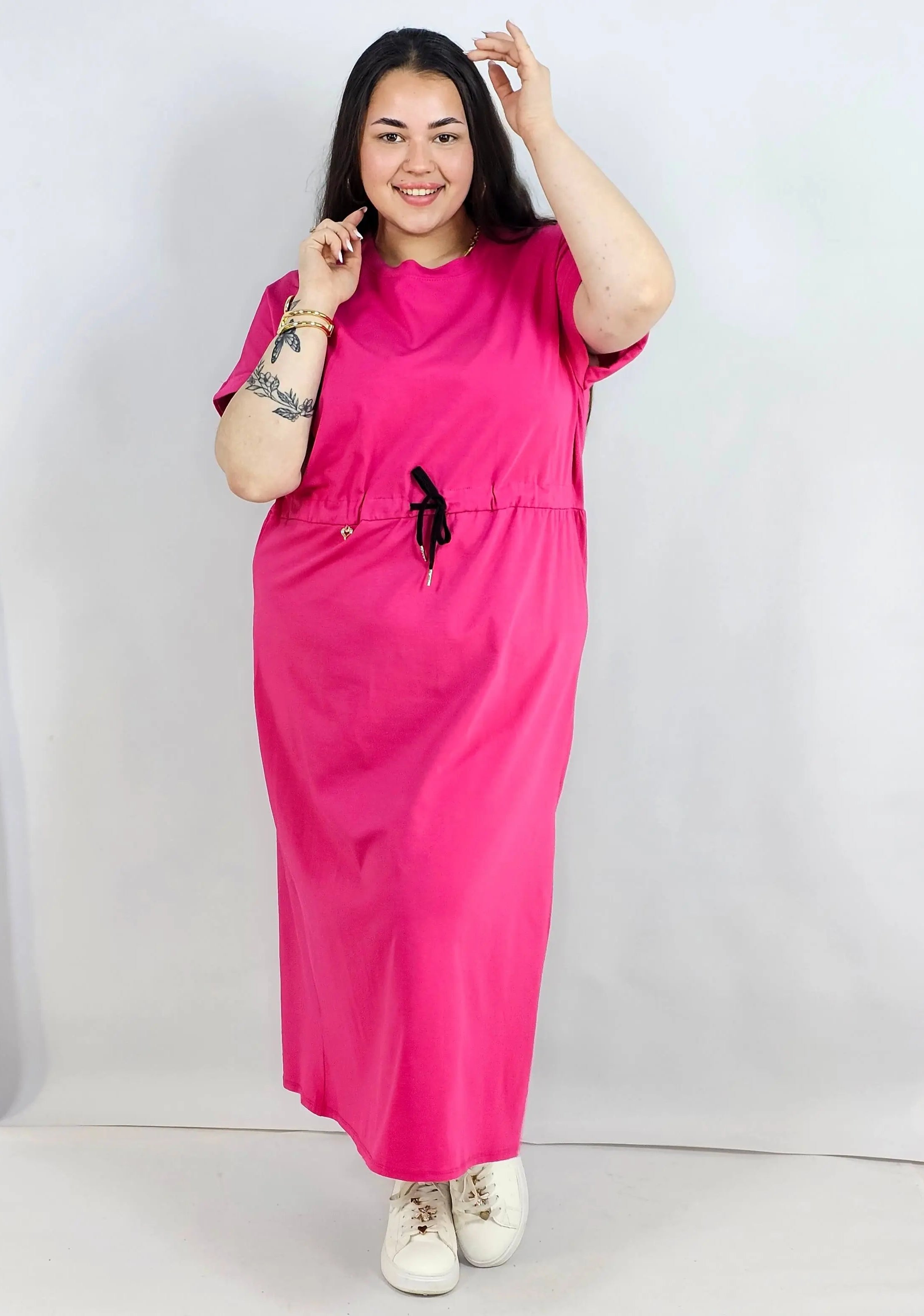 Sukienka plus size – komfortowa maxi z regulacją w pasie Stylowa XL