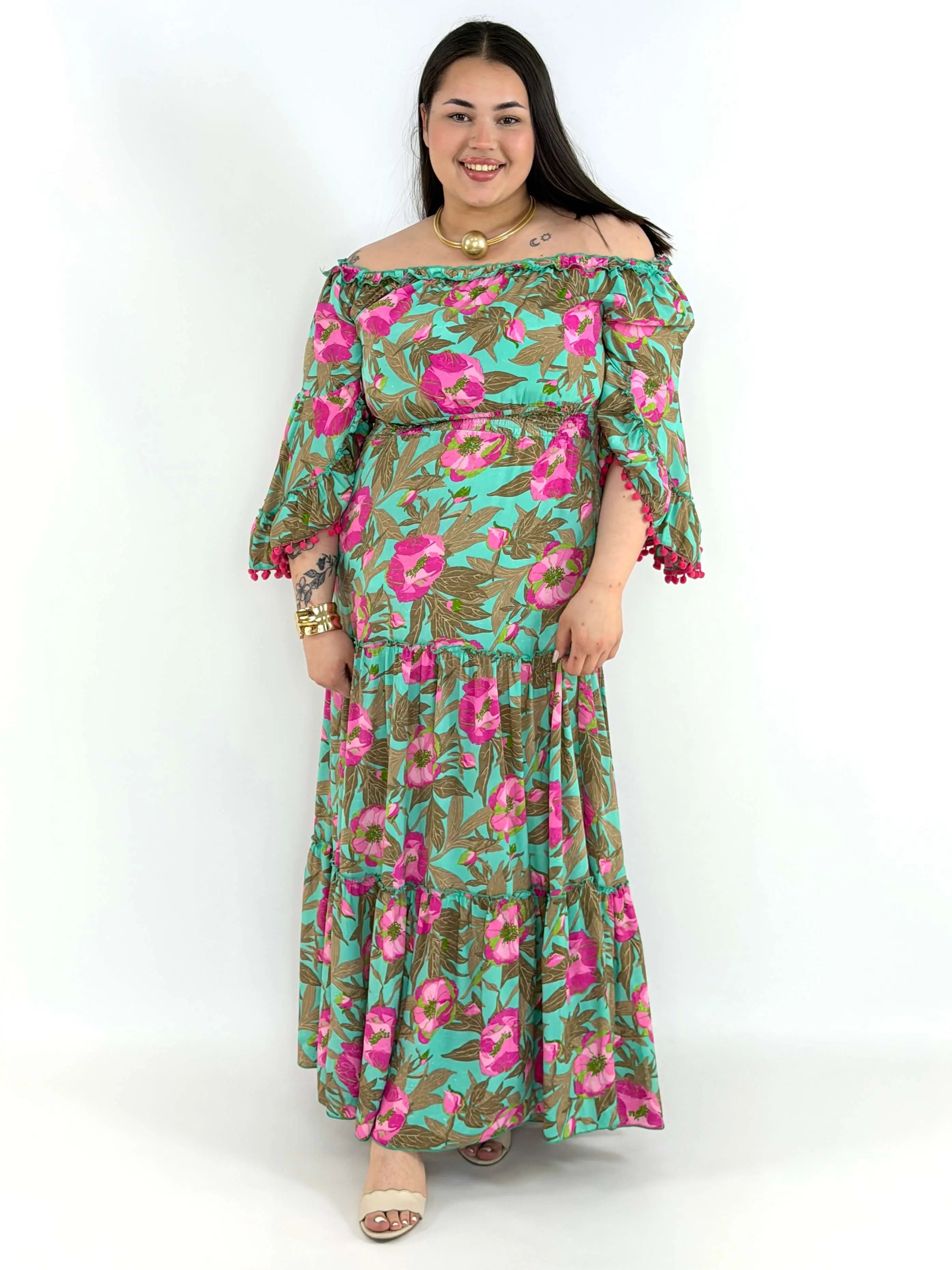 Sukienka plus size – lekka, kobieca i idealna na sezon wiosenno-letni Stylowa XL