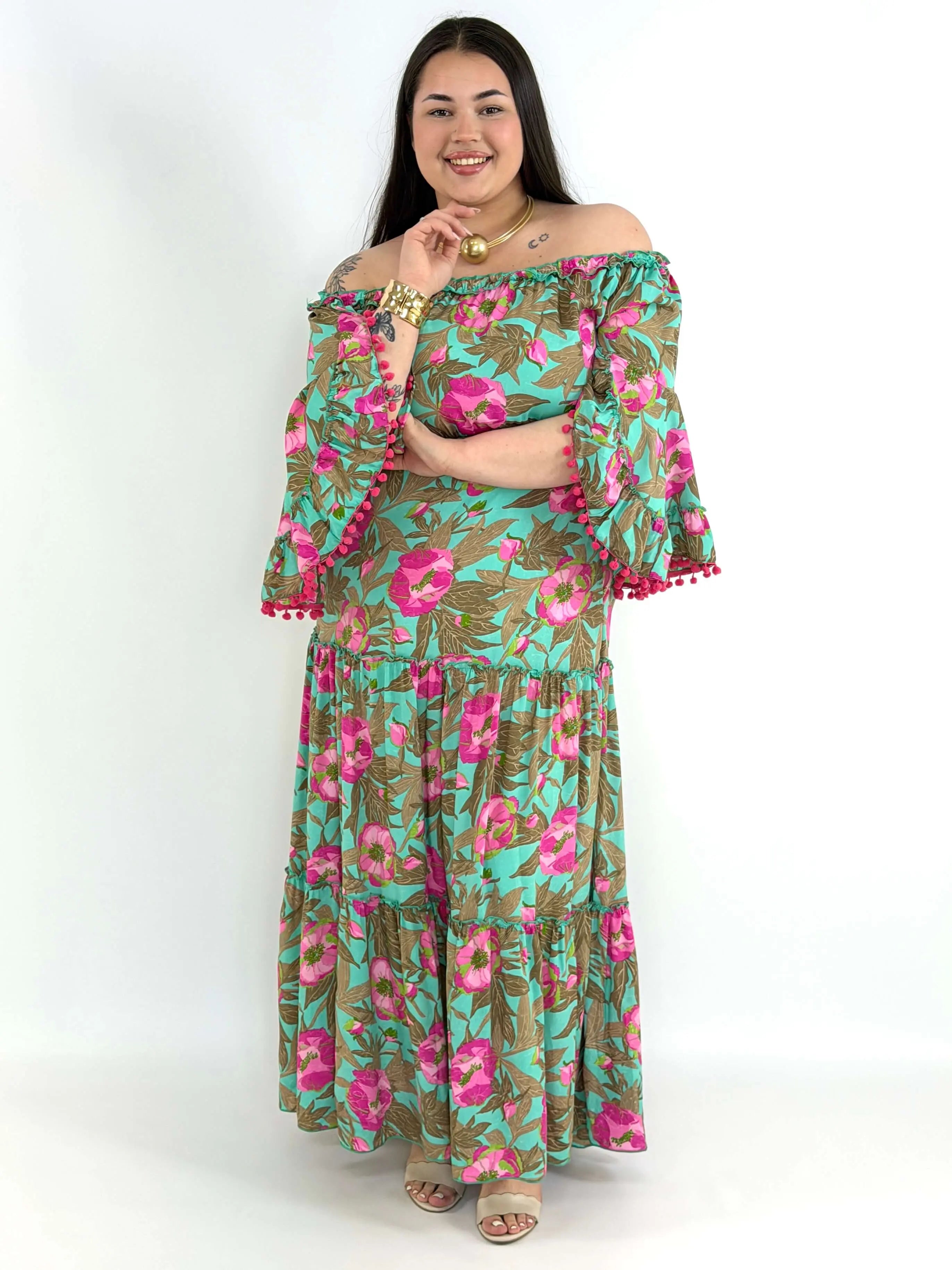 Sukienka plus size – lekka, kobieca i idealna na sezon wiosenno-letni Stylowa XL