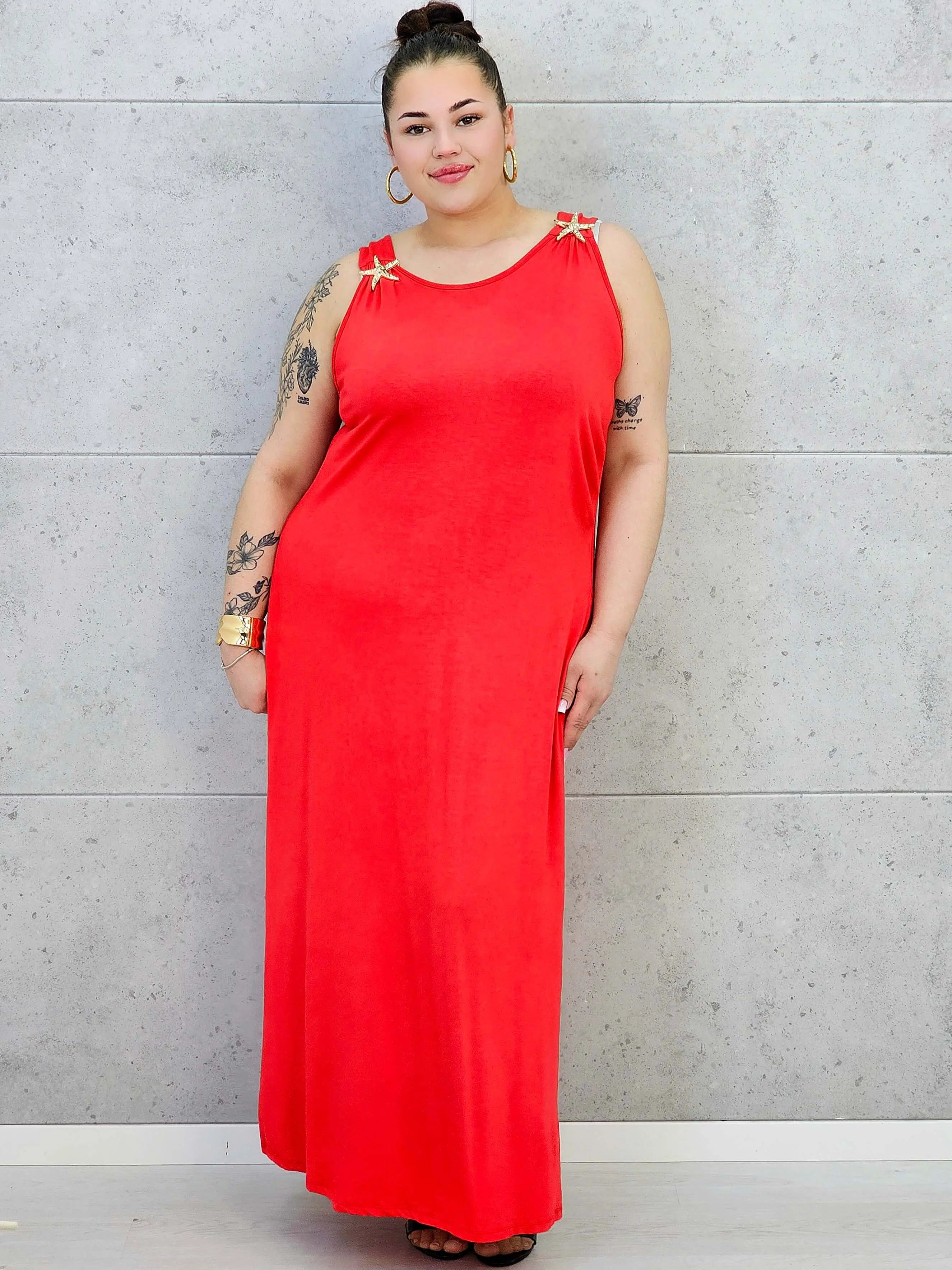 Sukienka plus size – wygodny fason podkreślający kobiecą sylwetkę XXL Stylowa XL