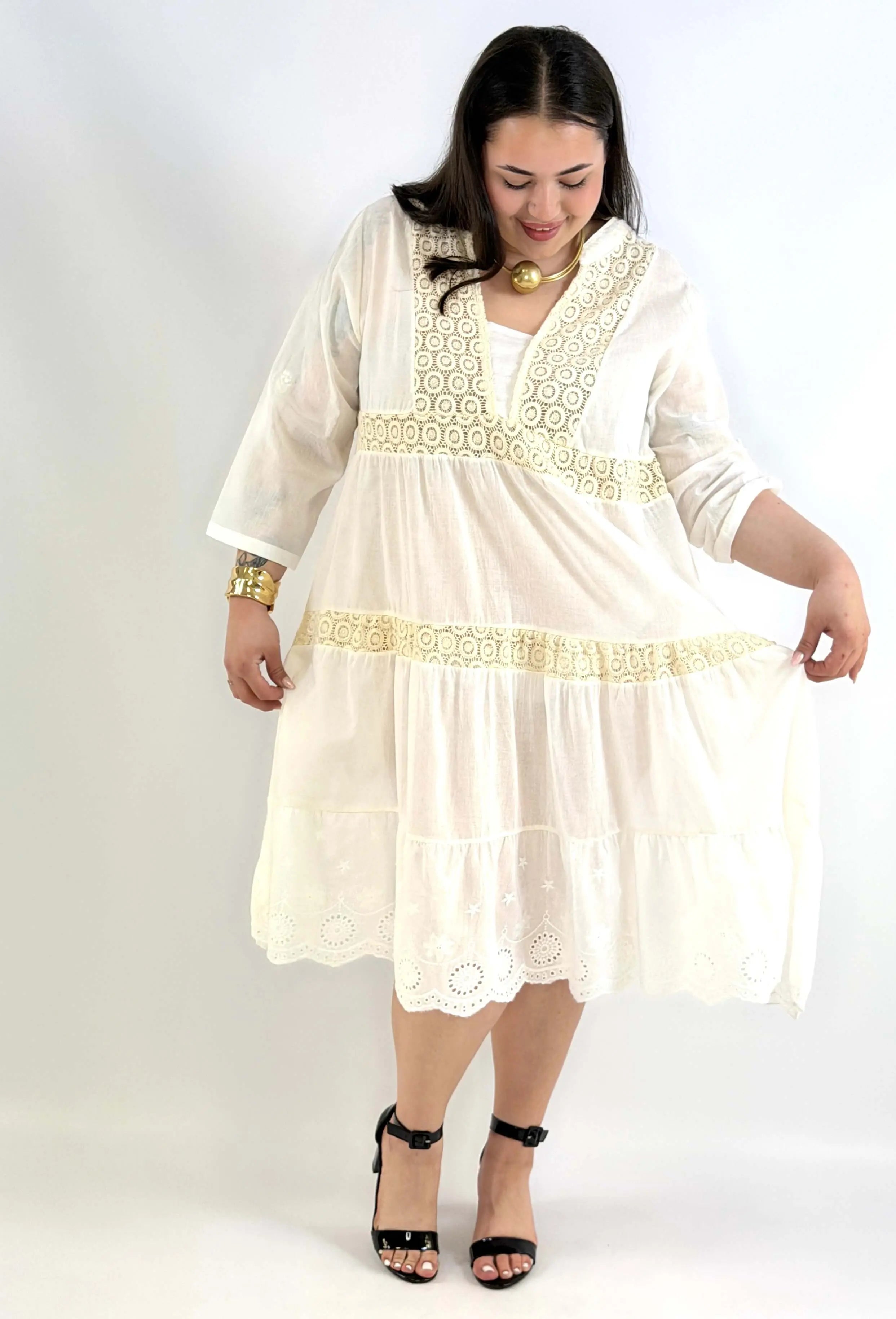 Sukienka plus size boho ecru z koronką – lekka sukienka XXL na lato Stylowa XL