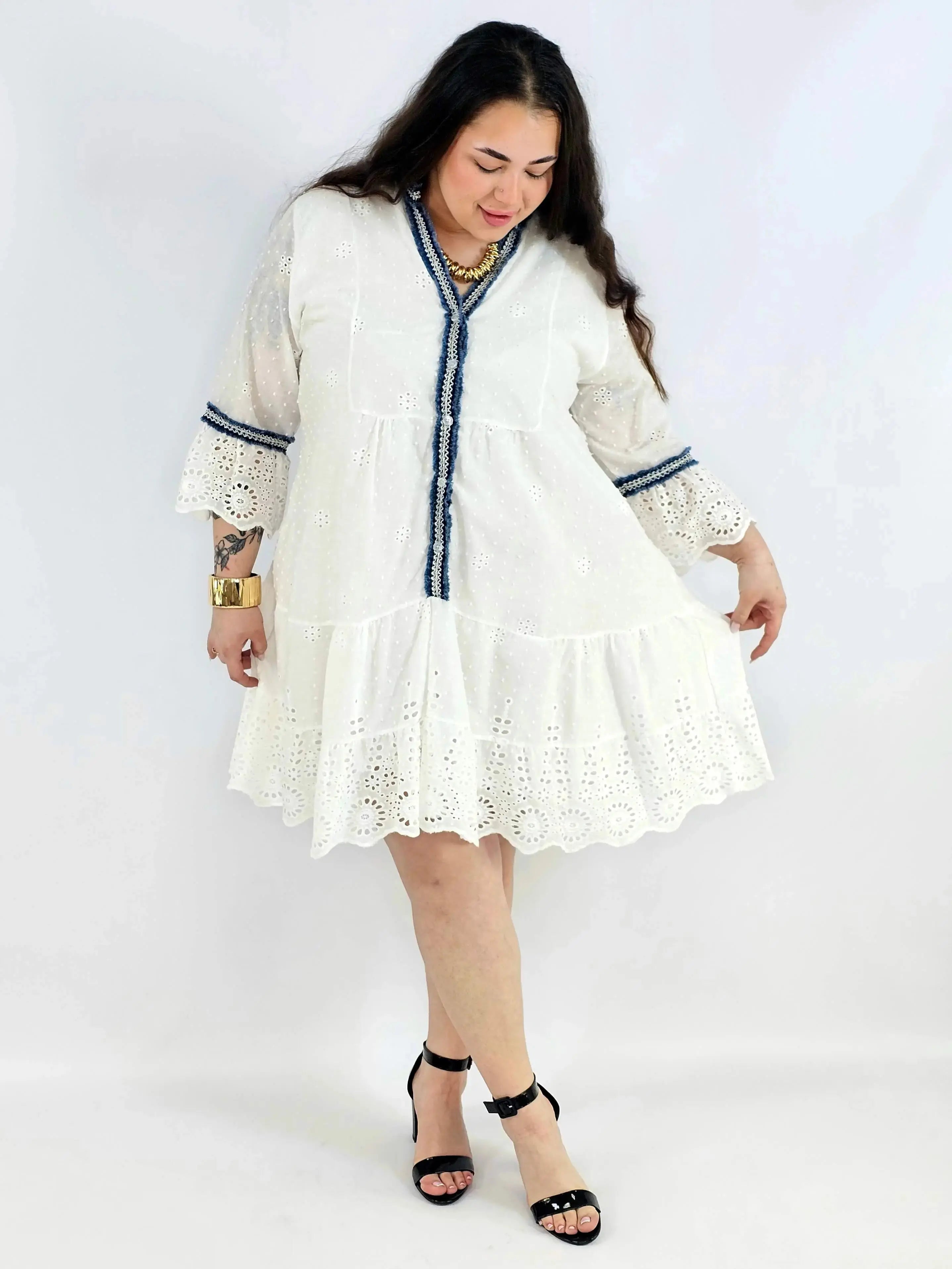 Sukienka plus size boho z ażurową koronką – biała sukienka XXL Stylowa XL