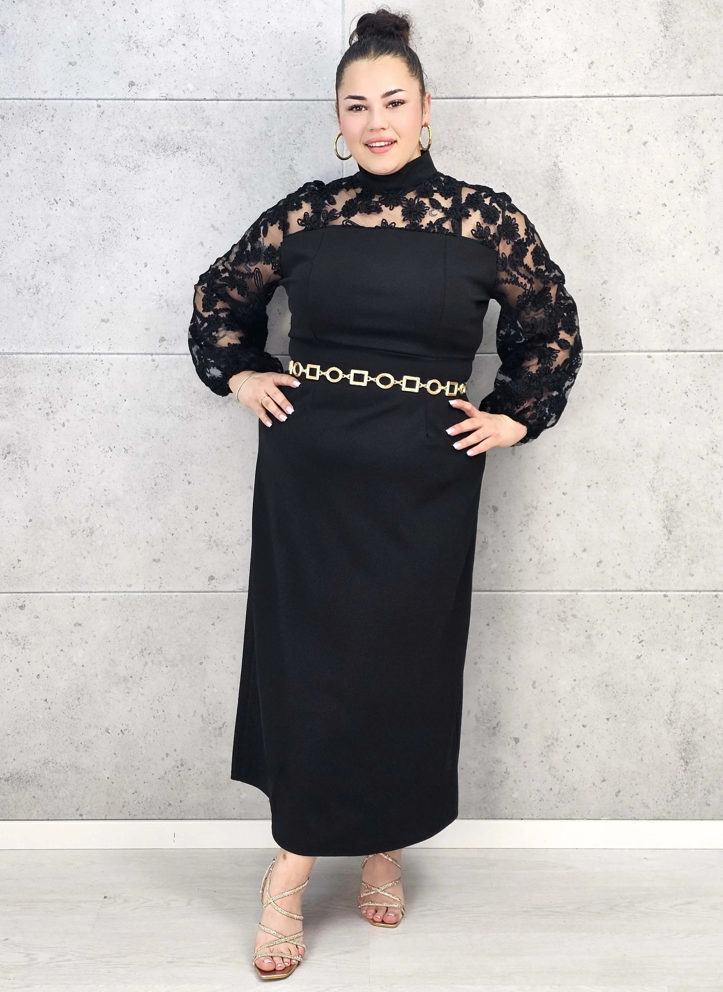Sukienka plus size elegancka czarna z koronkową górą – wyjątkowy wieczorowy szyk Stylowa XL