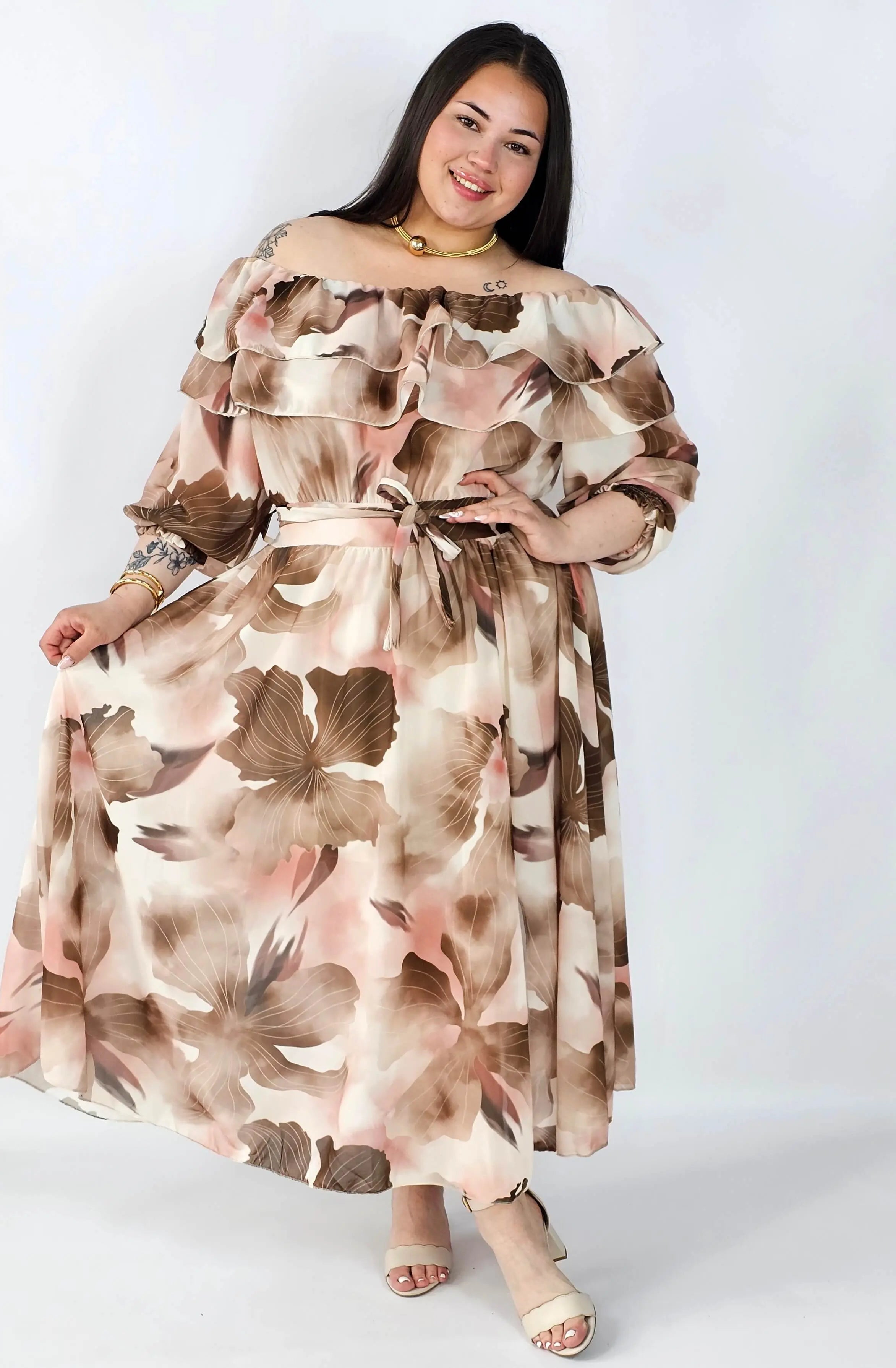 Sukienka plus size hiszpanka midi w kwiaty – zwiewna elegancja XXL Stylowa XL