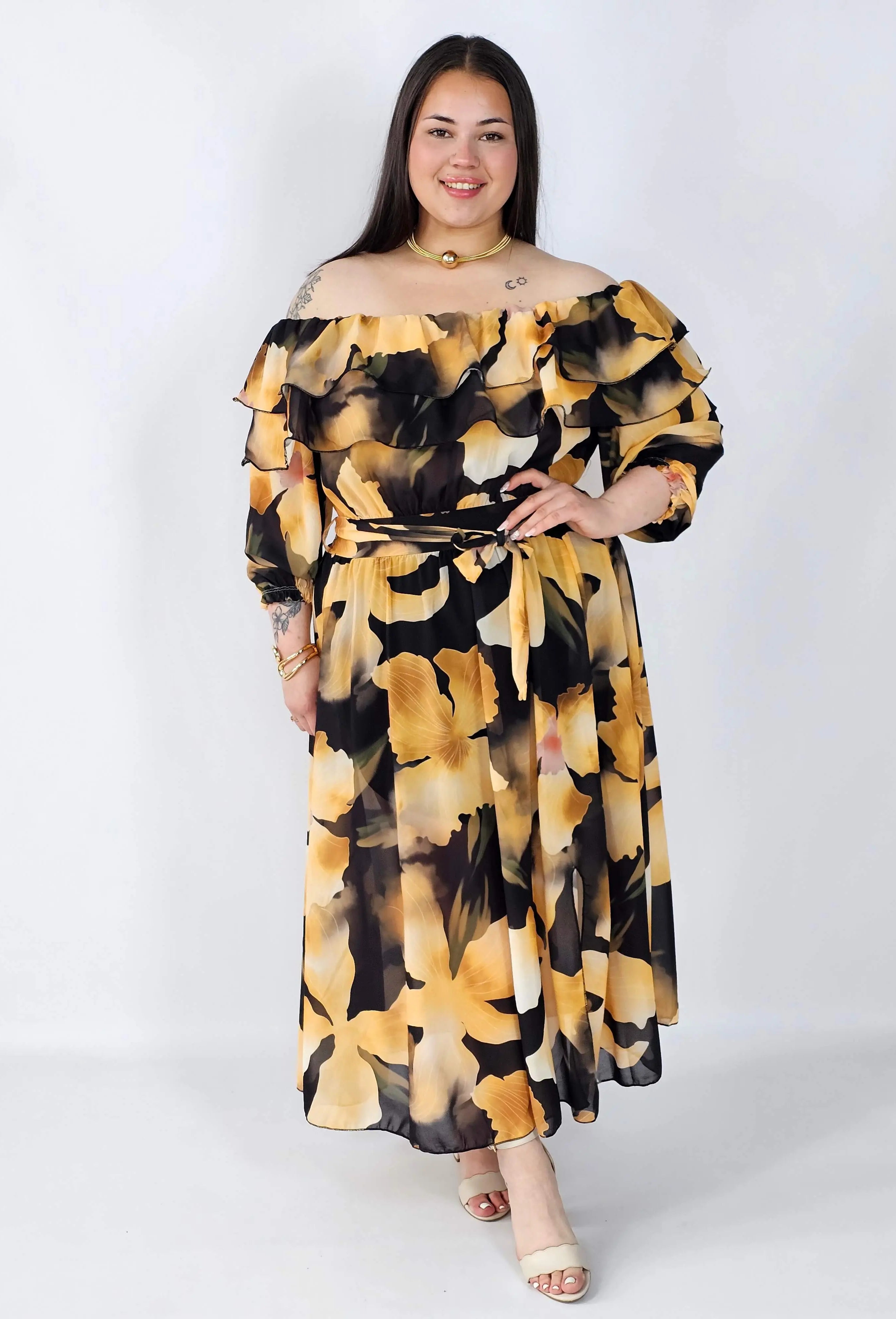 Sukienka plus size hiszpanka midi w kwiaty – zwiewna elegancja XXL Stylowa XL