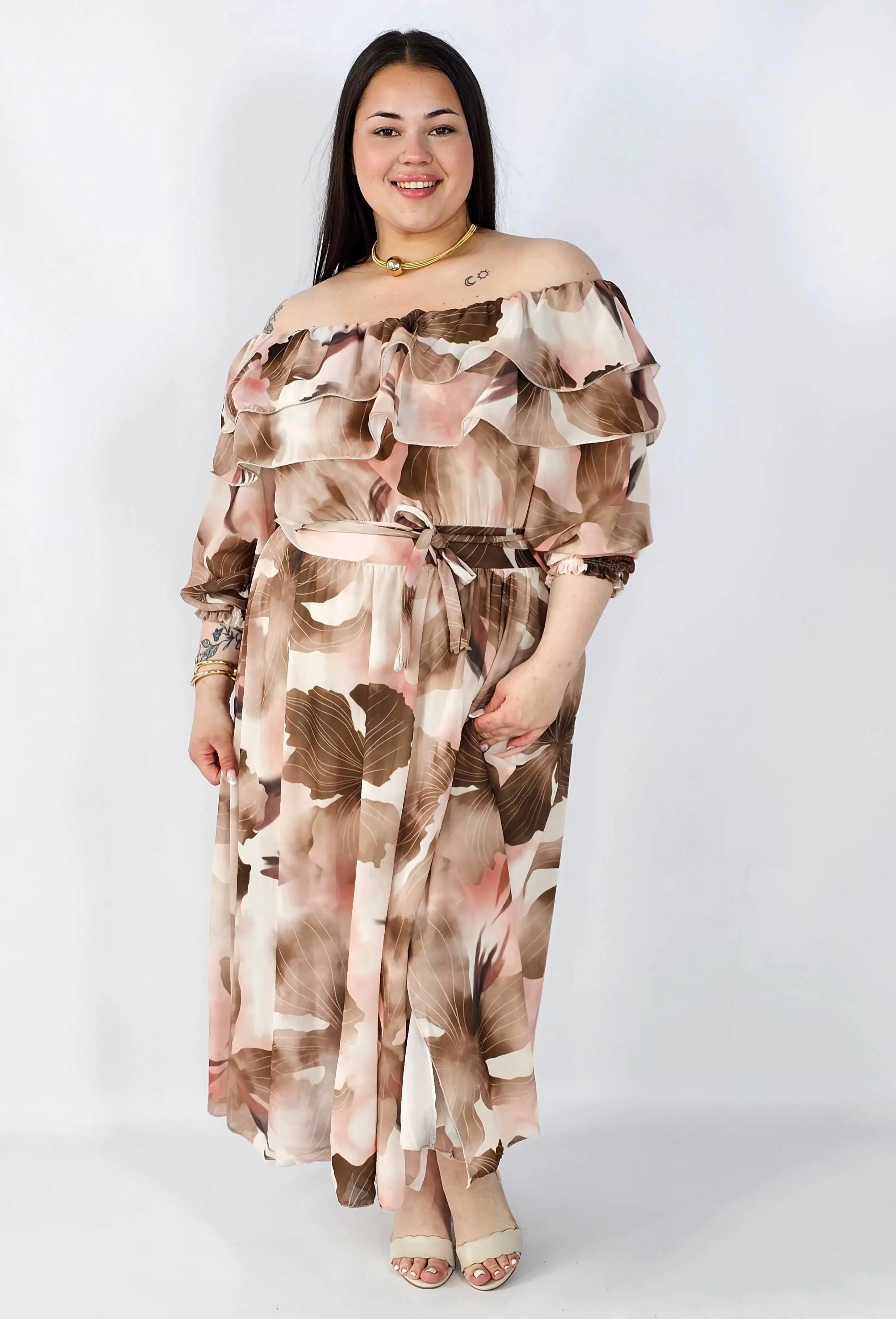 Sukienka plus size hiszpanka midi w kwiaty – zwiewna elegancja XXL Stylowa XL