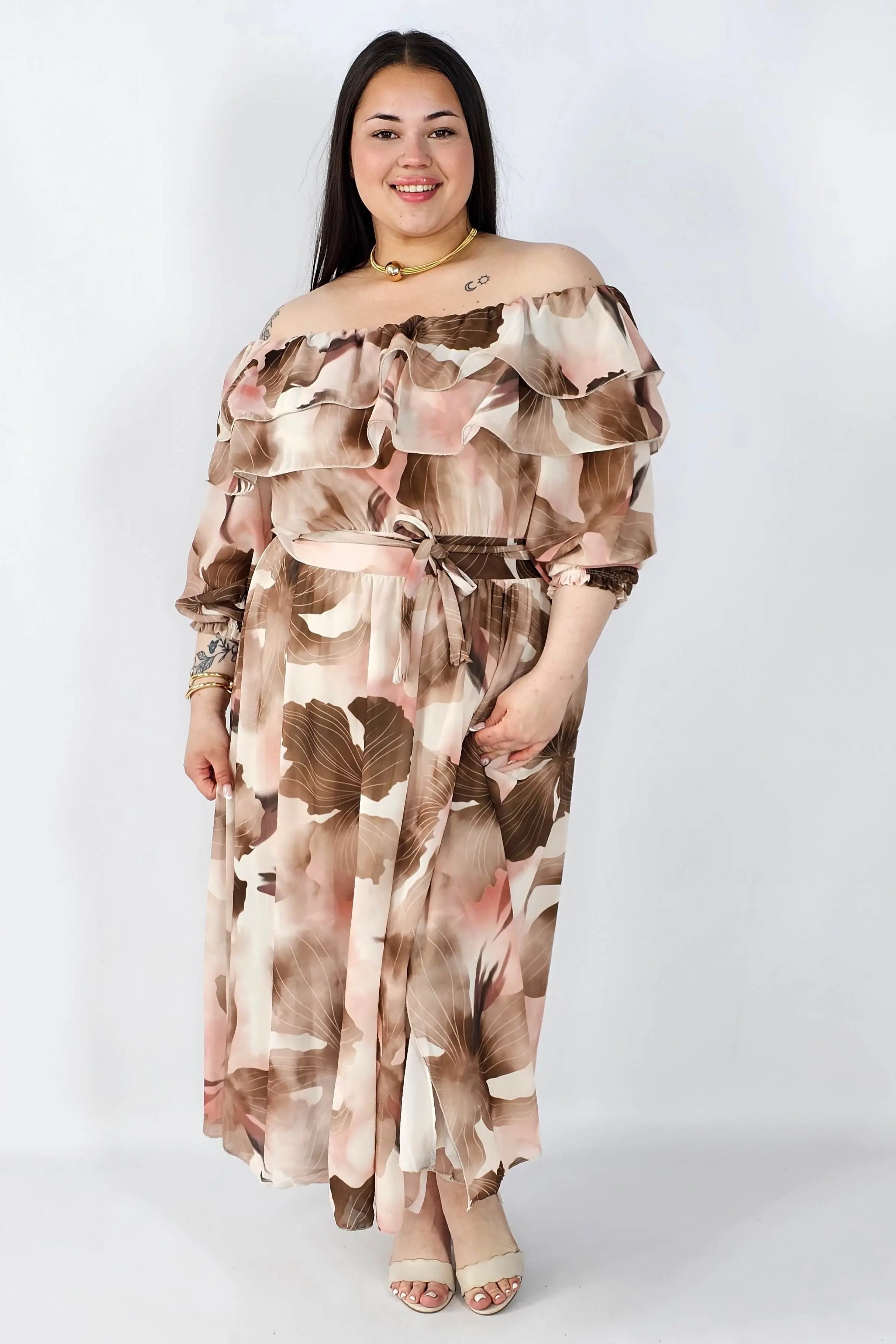 Sukienka plus size hiszpanka midi w kwiaty – zwiewna elegancja XXL Stylowa XL