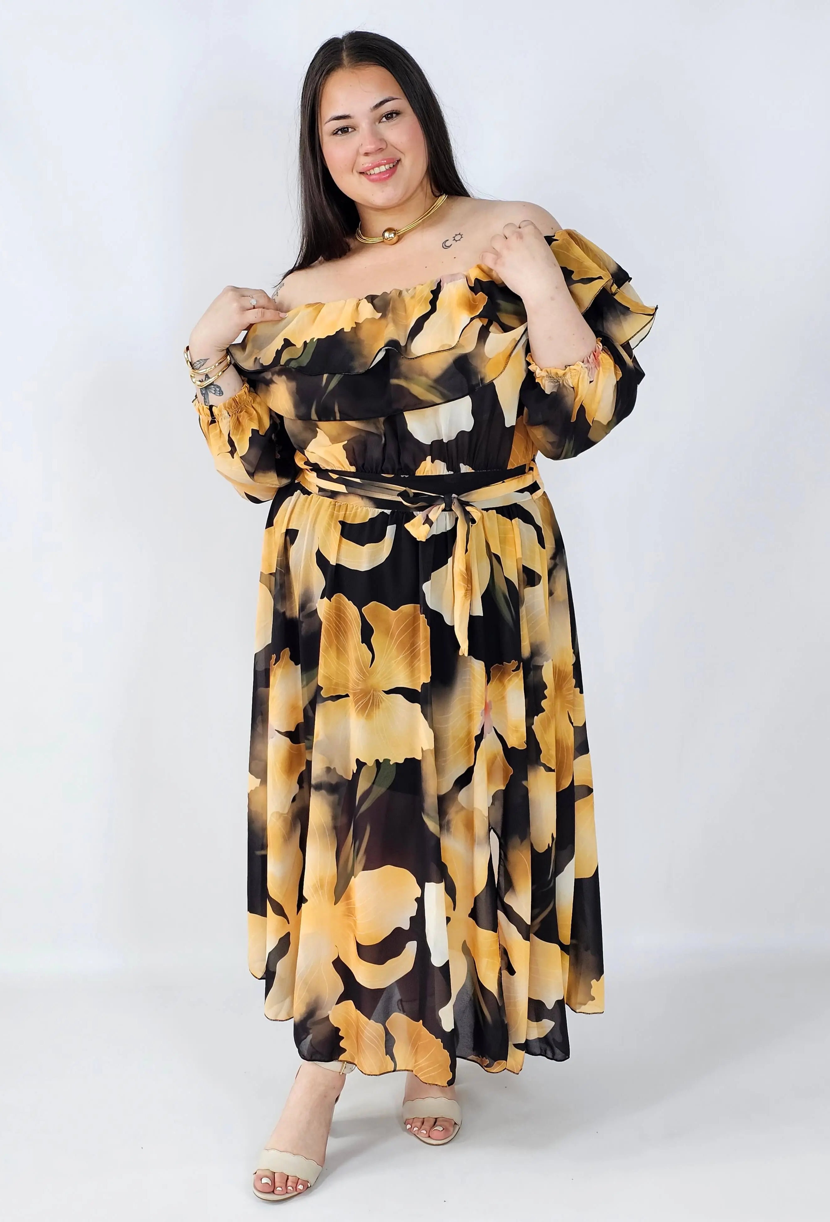 Sukienka plus size hiszpanka midi w kwiaty – zwiewna elegancja XXL Stylowa XL
